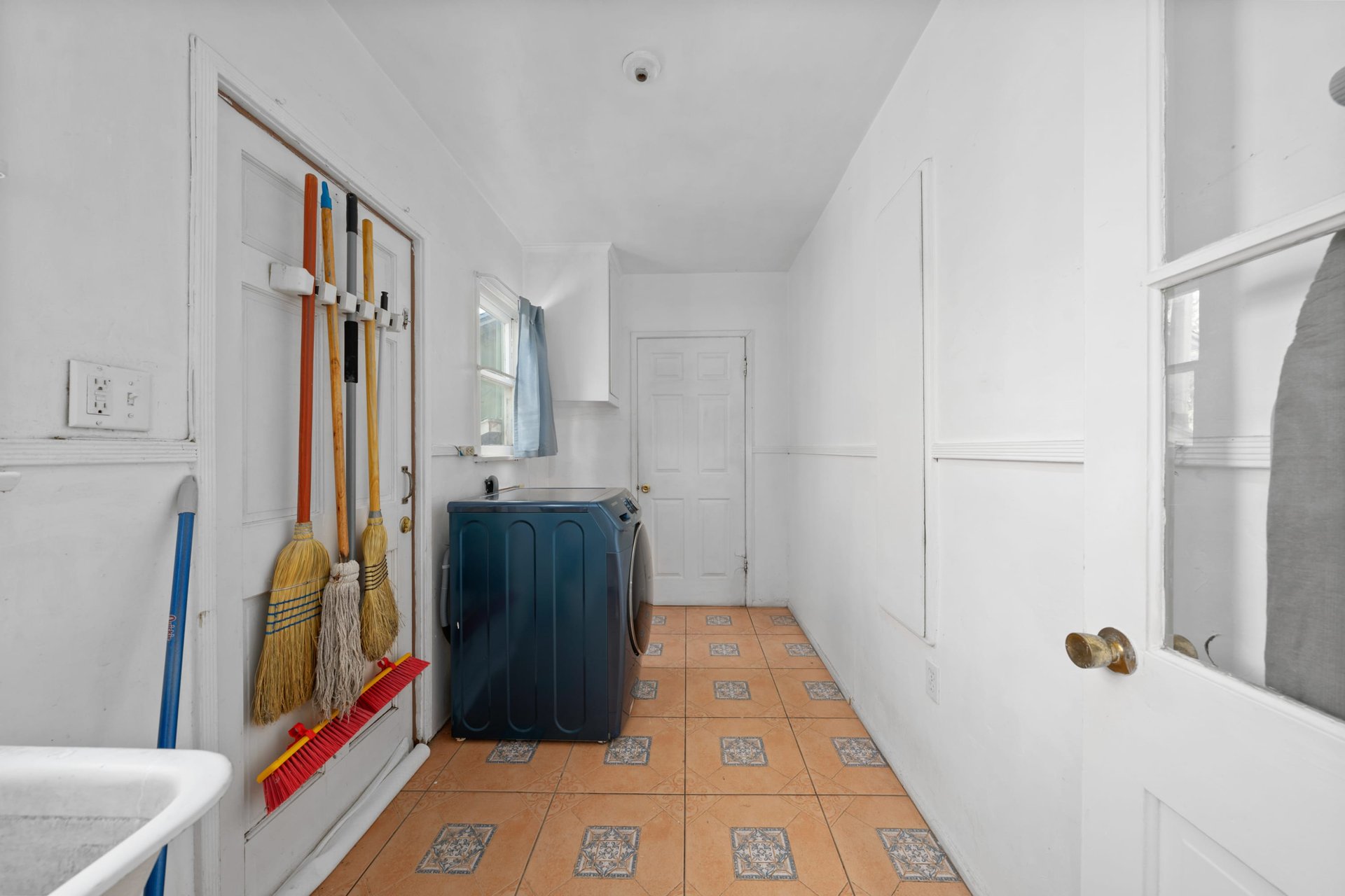 2271 27th St, Sunset Park