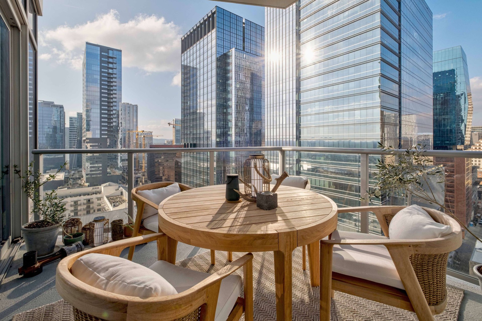200 Congress Ave #18AE