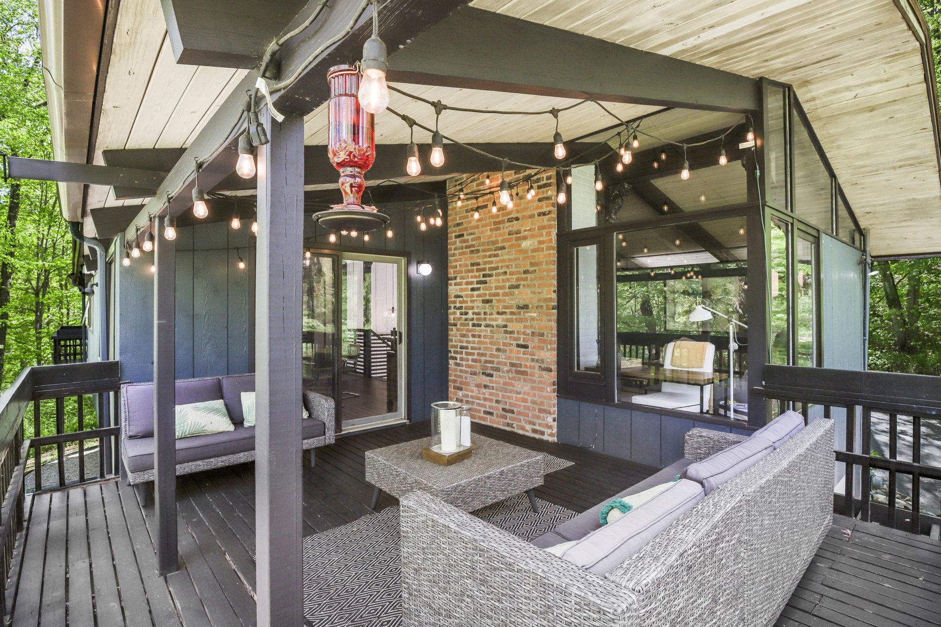20 Comstock Lane