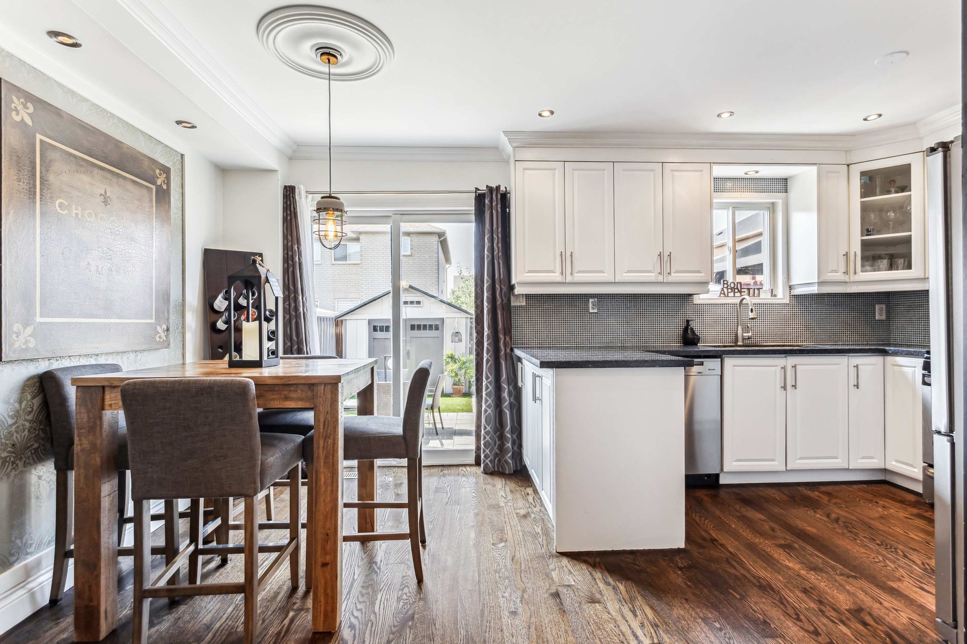 Gorgeous 3 Bedroom Semi- Detached