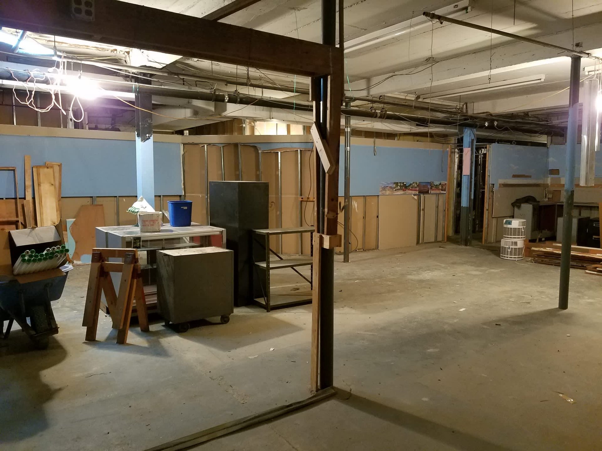 SHOPPING CENTER - INVESTMENT PROPERTY