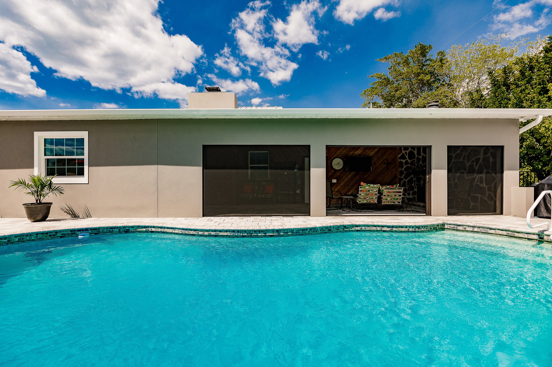 501 VELASQUEZ DRIVE