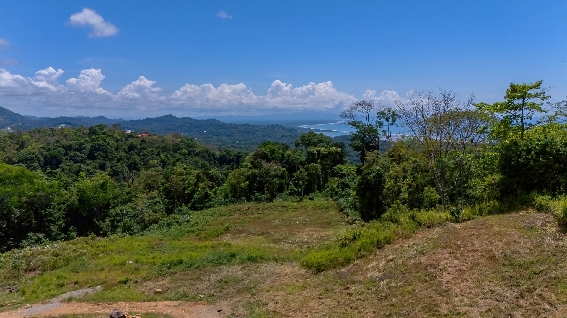 4 Acres of USABLE Land with Mountain and Ocean Views in Cinco Ventanas