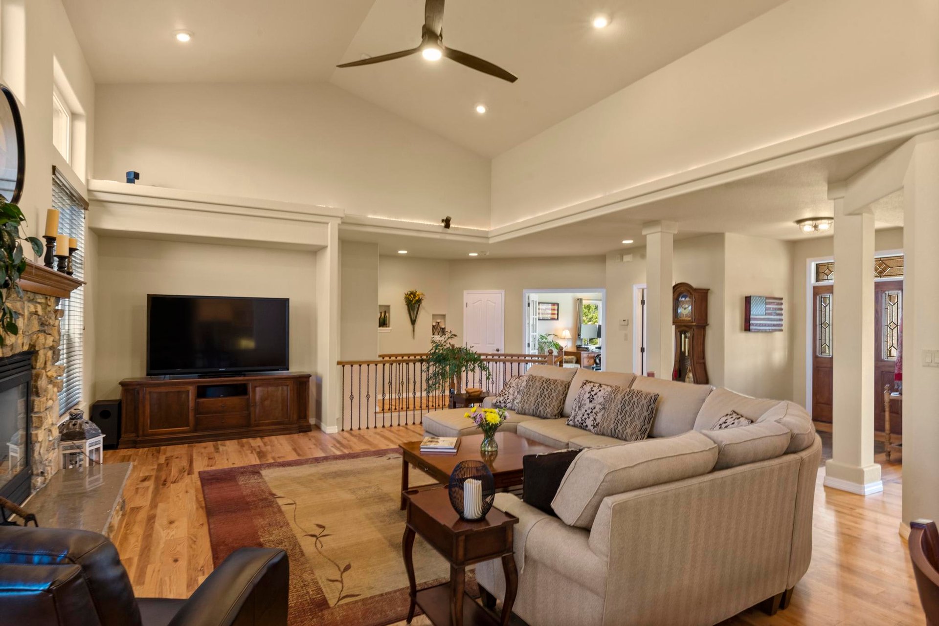 15585 Castlegate Court