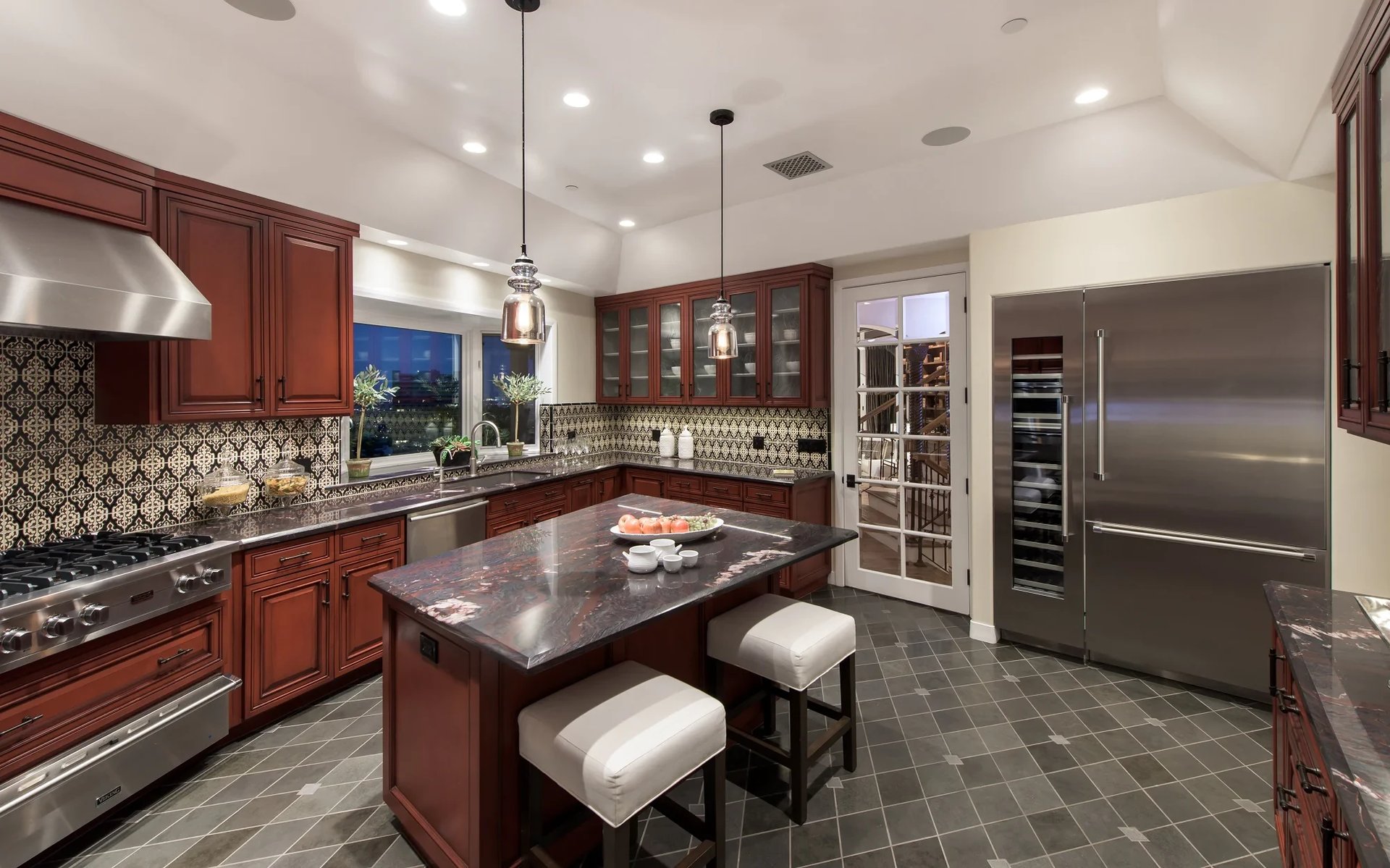 9368 Flicker Way