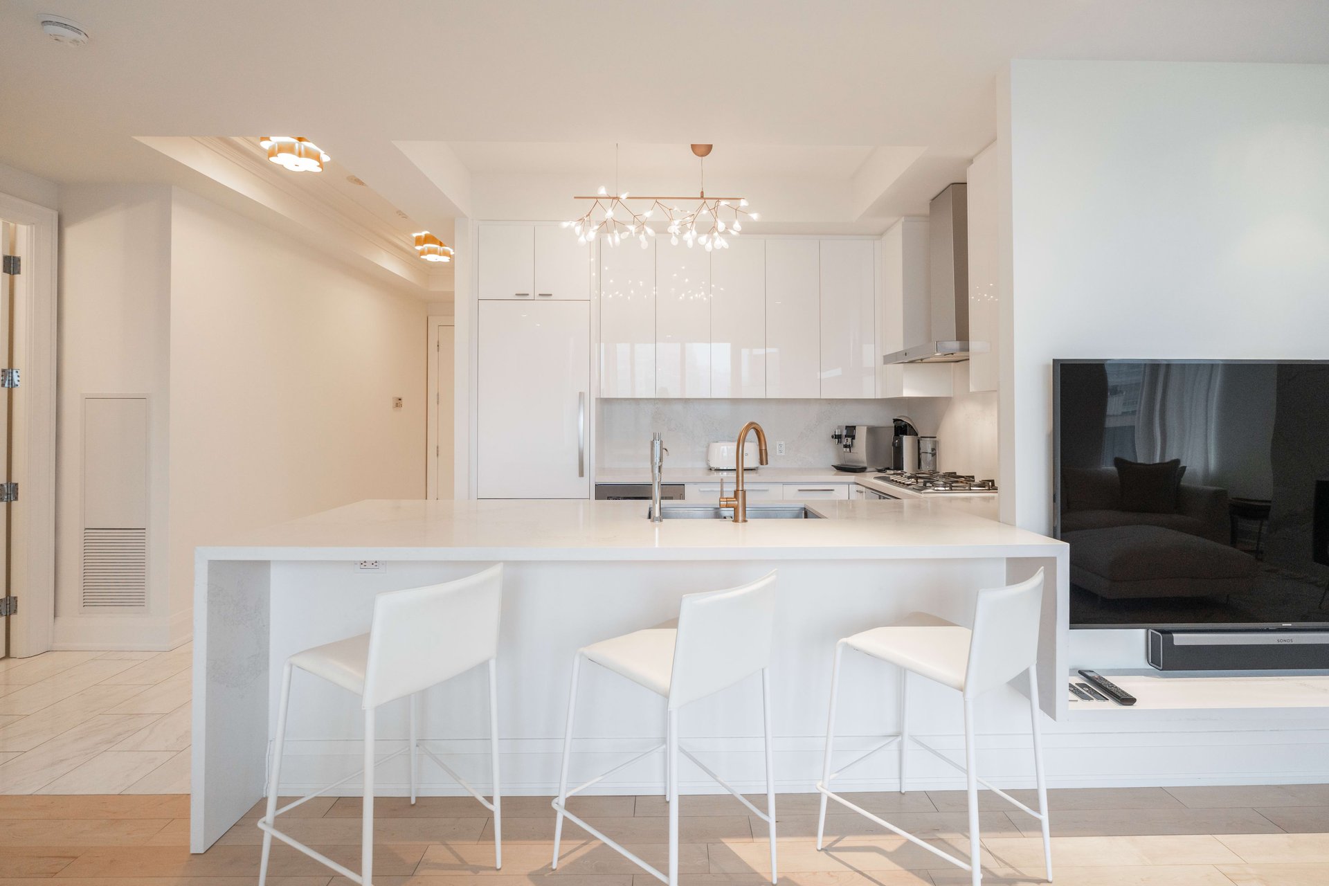 88 Davenport Rd Unit: 1002