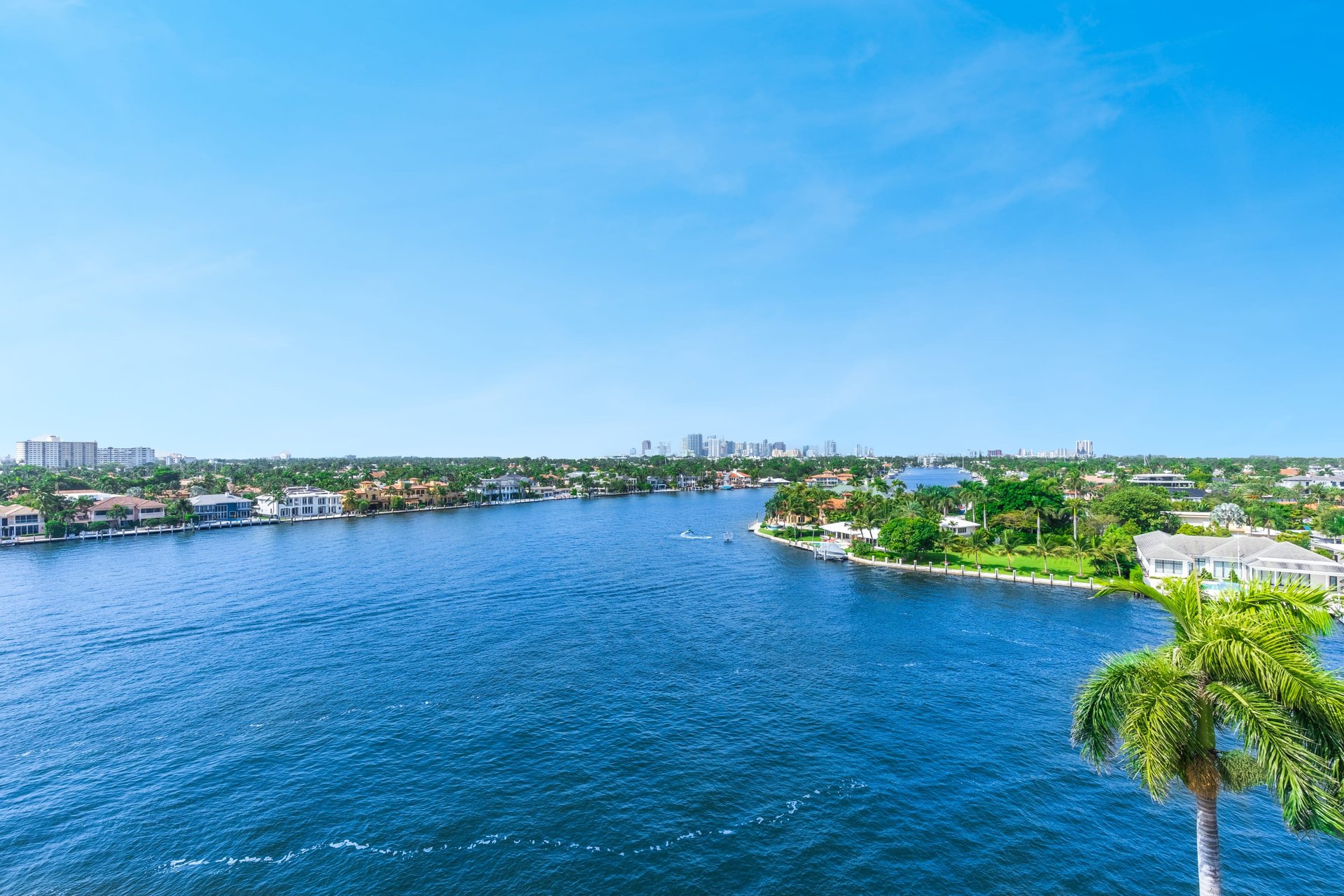 511 Bayshore Dr Unit: 910