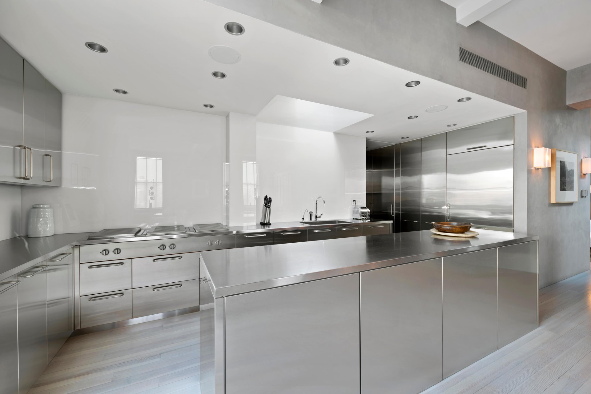 105 EAST 29TH ST, PENTHOUSE