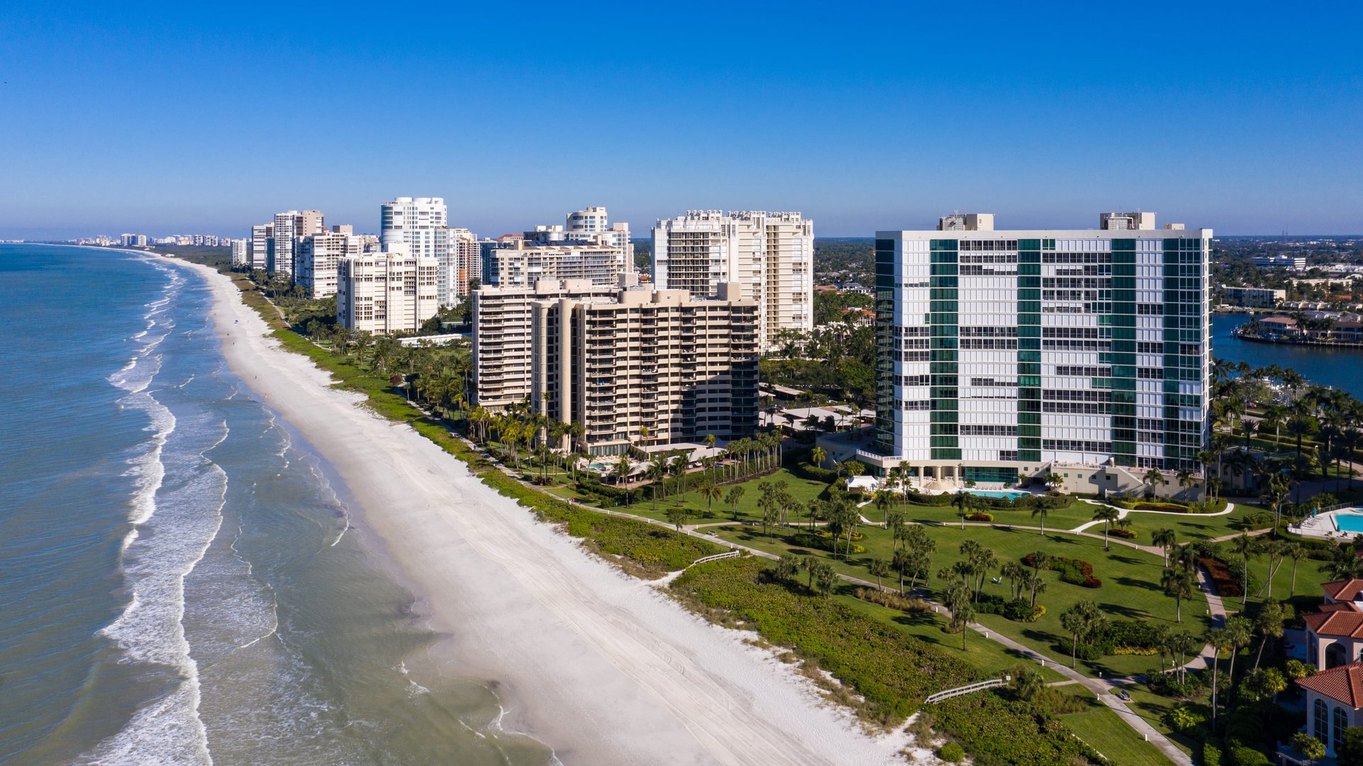 PARK SHORE