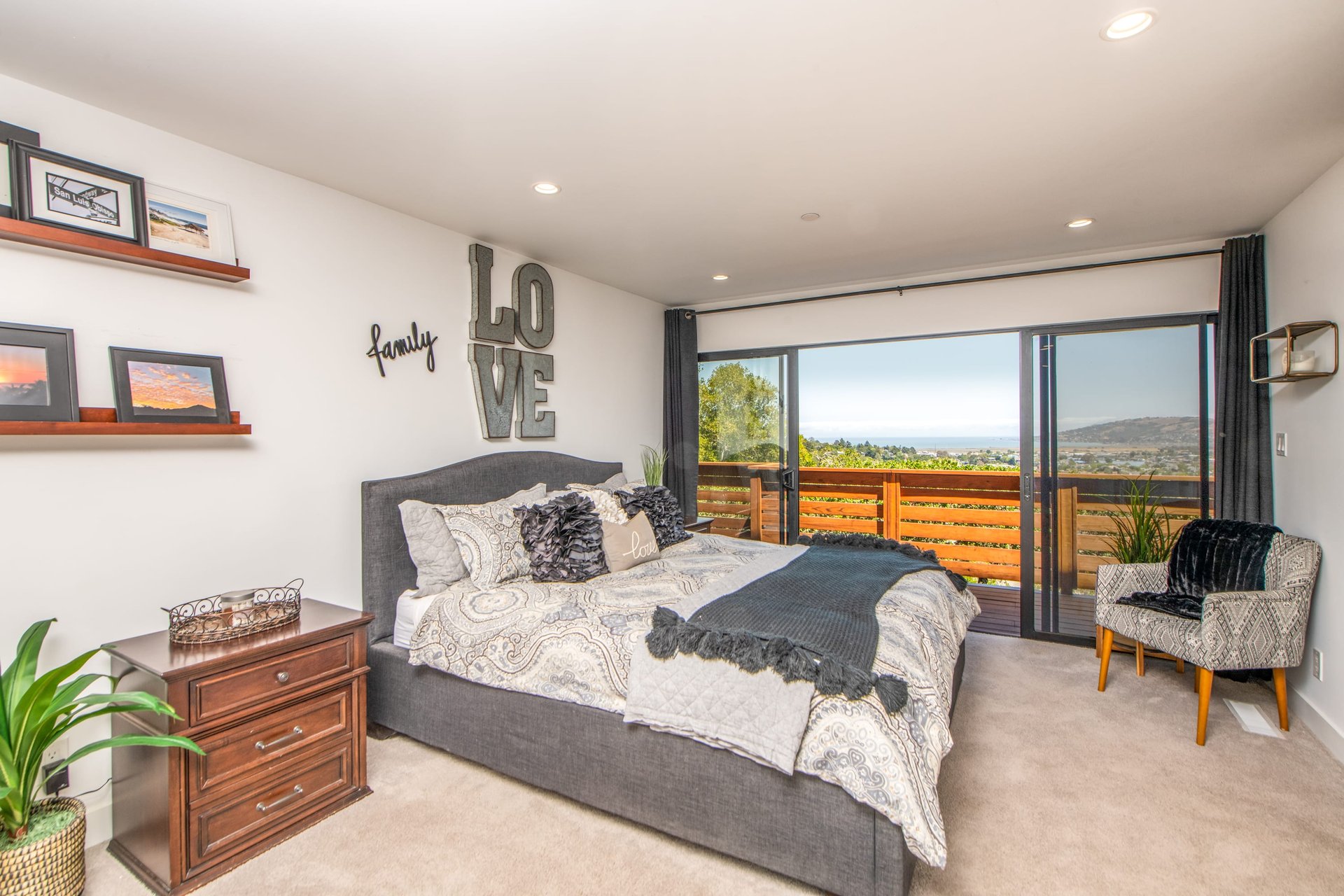 110 Tioga Ln