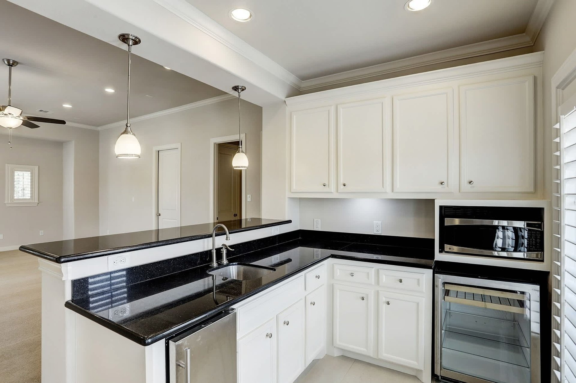 901 Queen Annes Rd