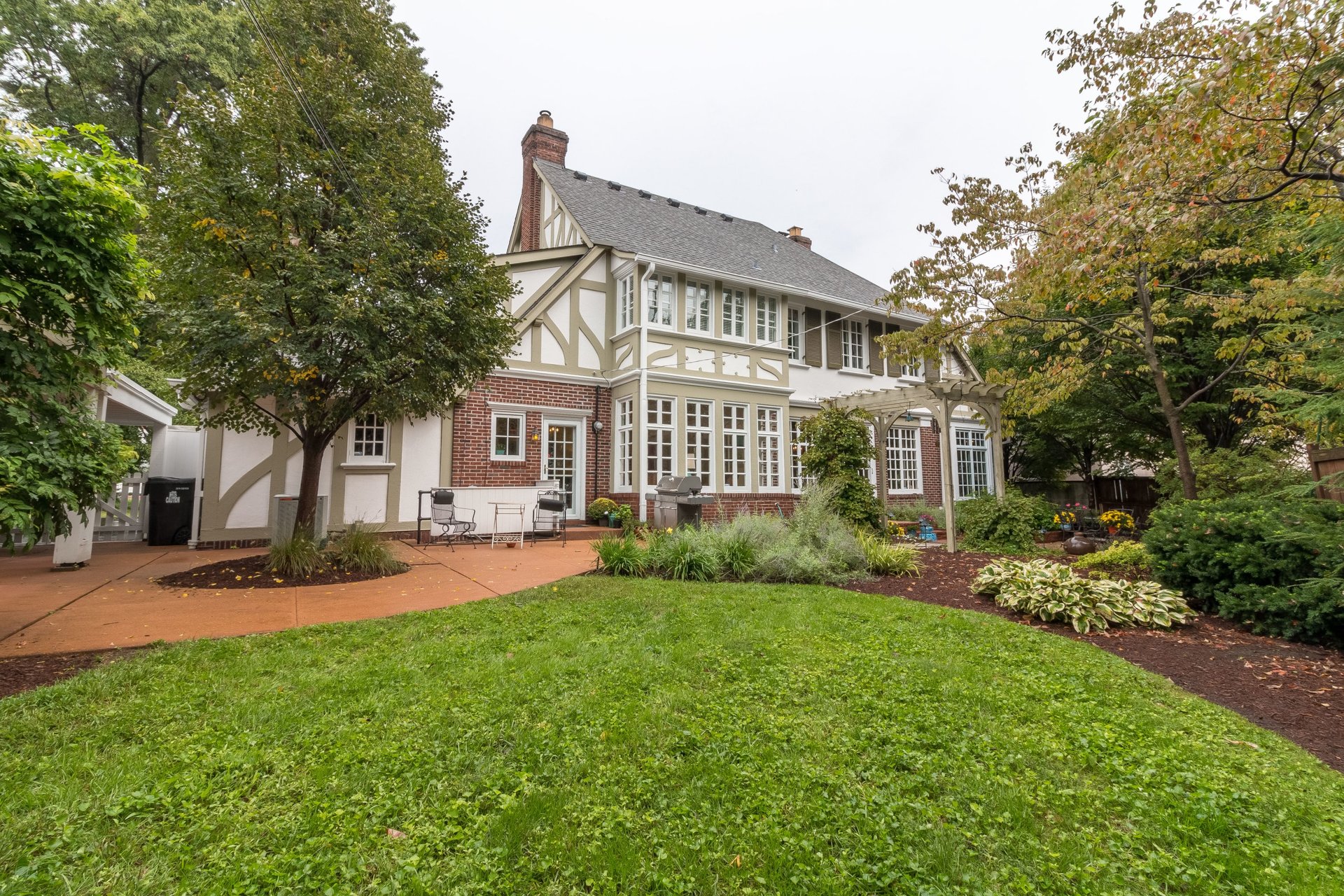 A Charming Maritz & Young Designed Home
