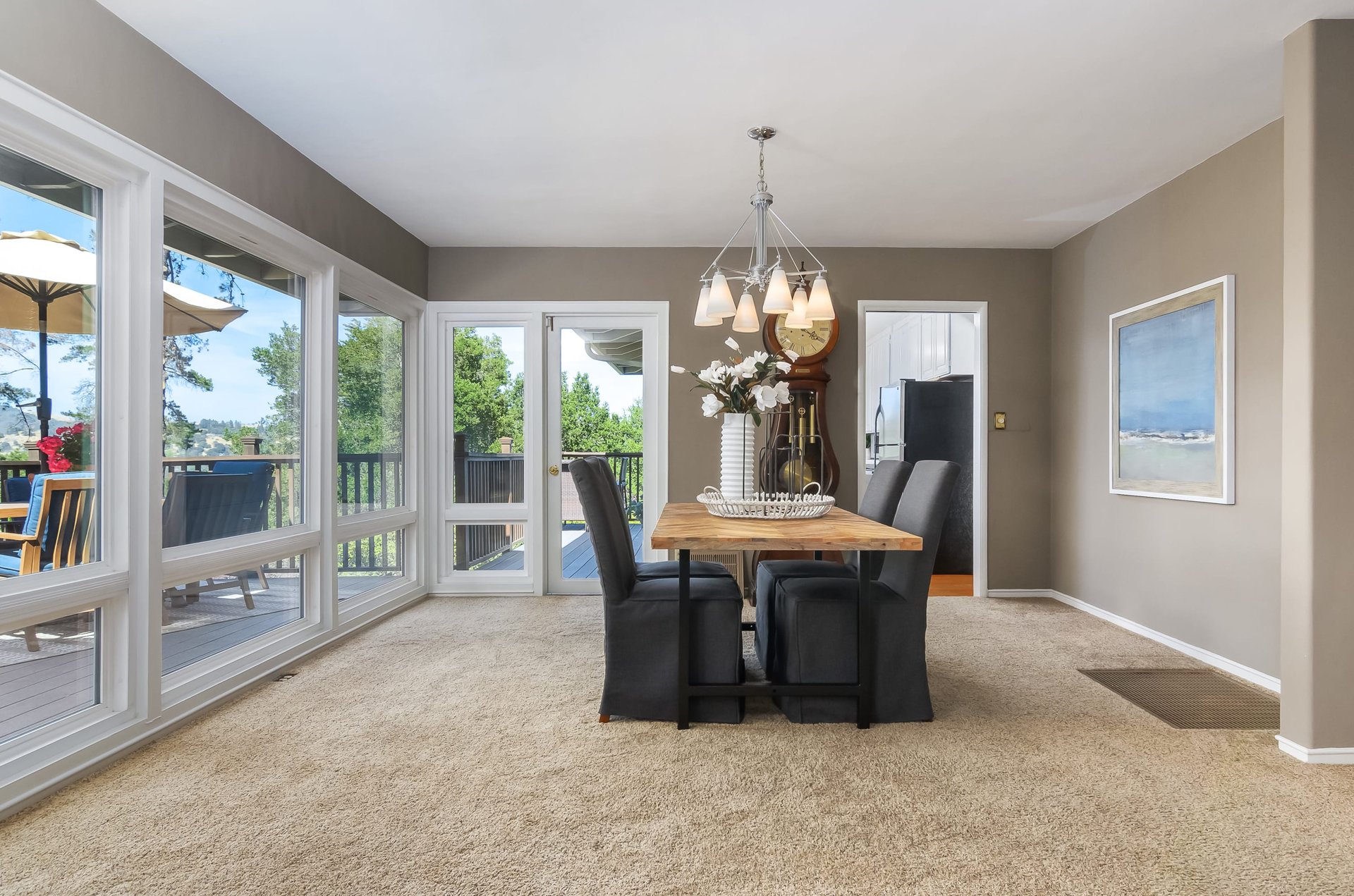 33 Crest Rd