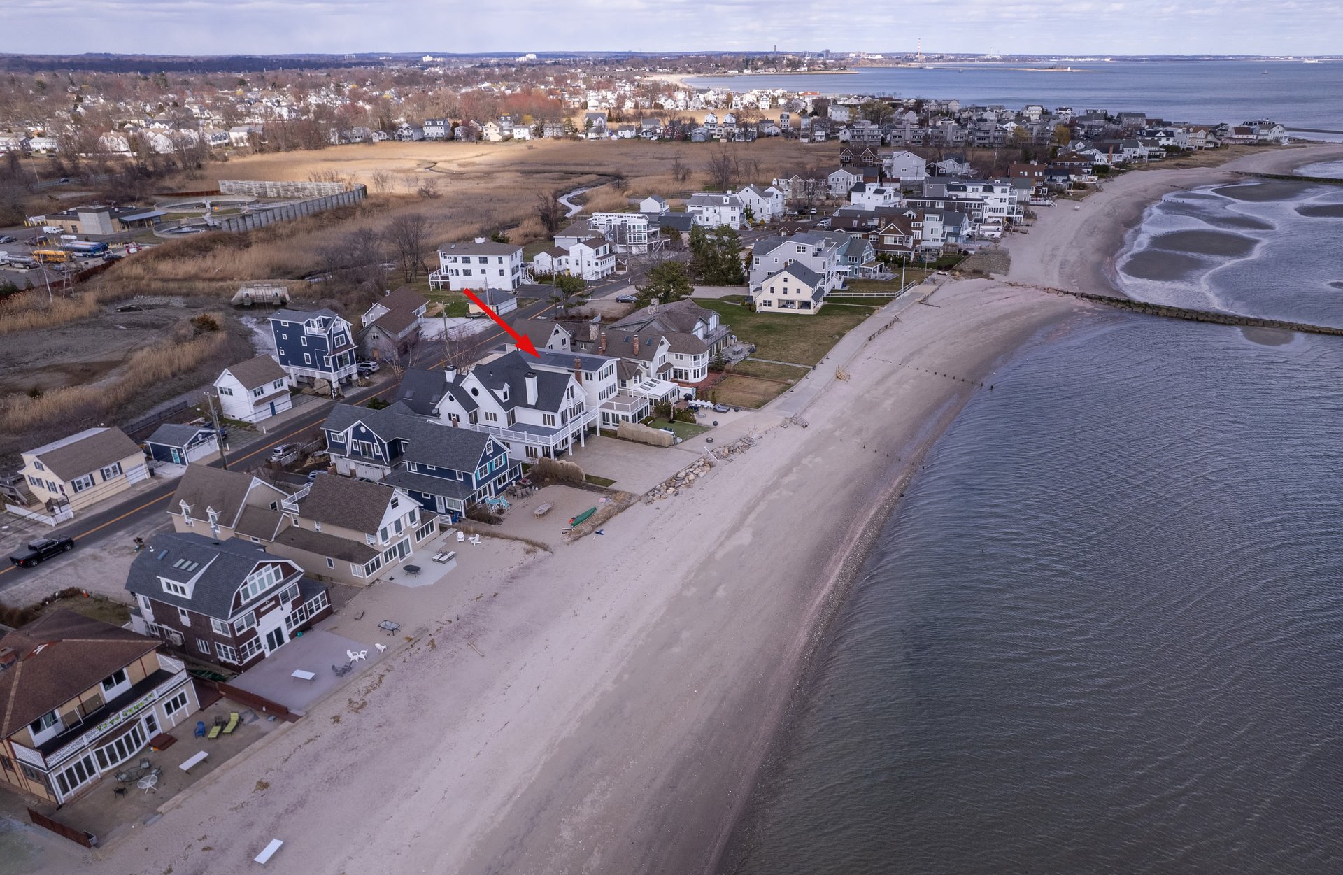 1141 Fairfield Beach Road, Fairfield