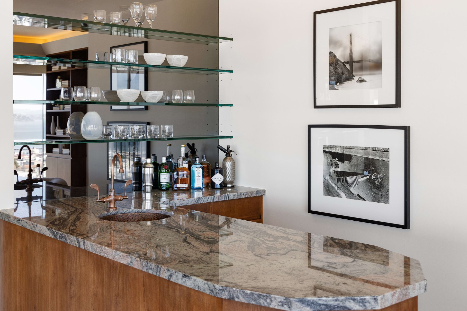 Showcase North Bay View Apartment