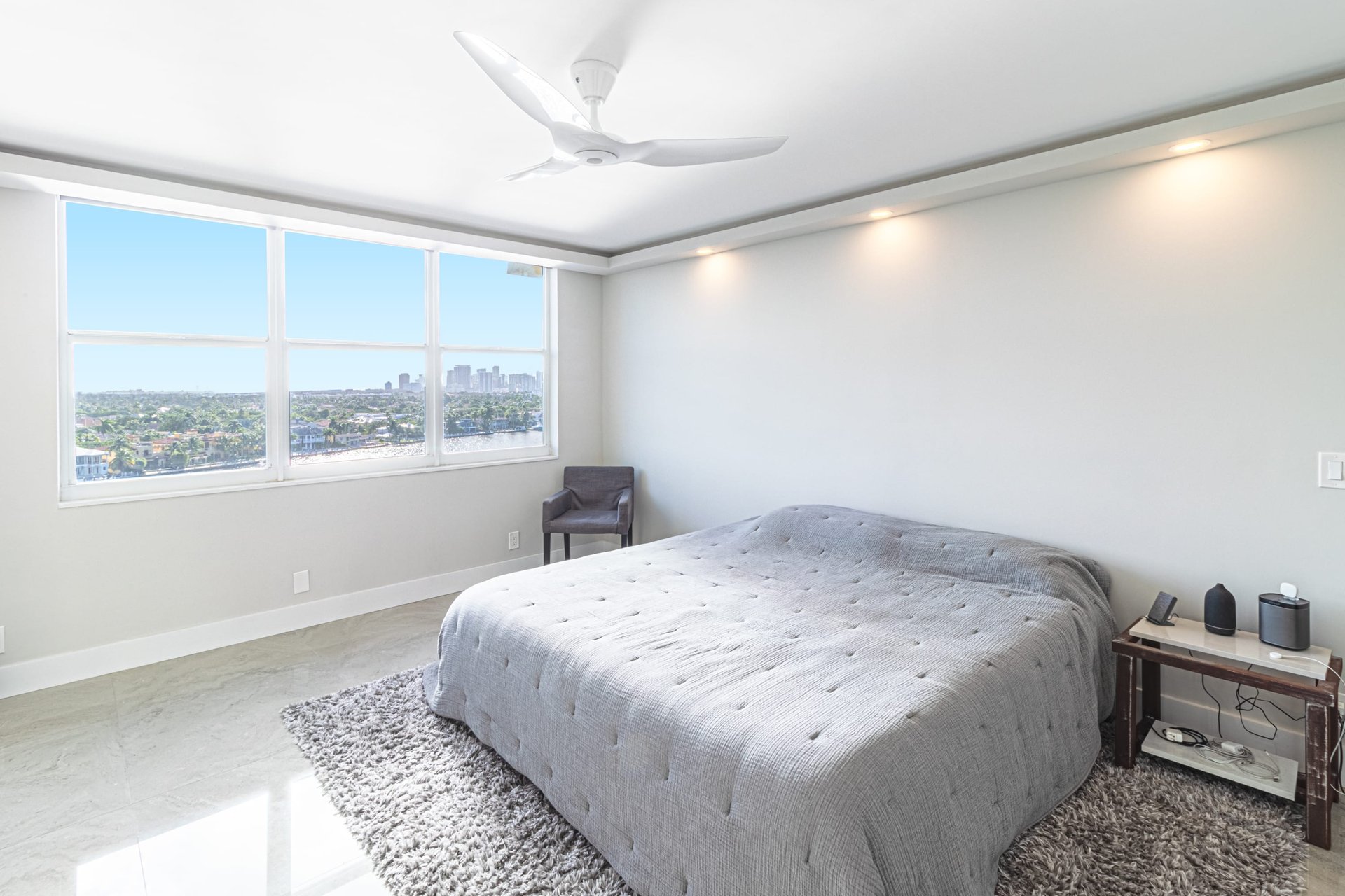 511 Bayshore Dr Unit: PH-6