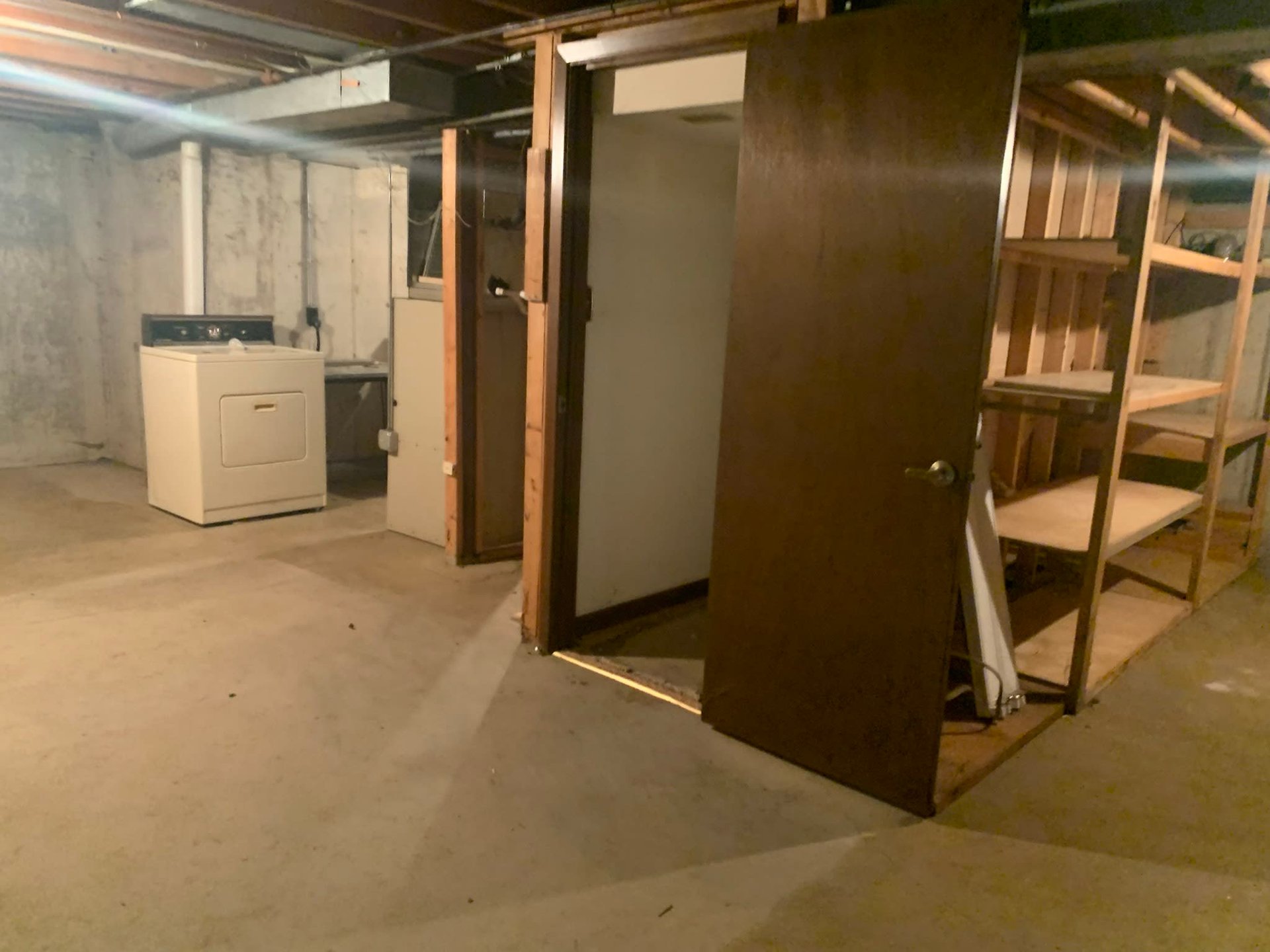 1506 Columbia Ct, Elk Grove Village, IL 60007