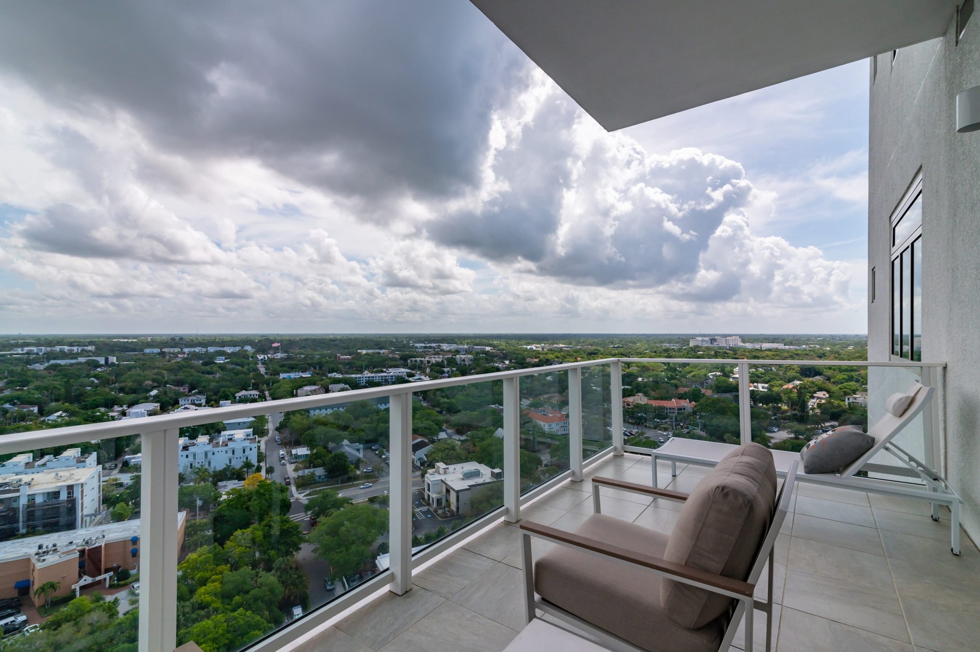Penthouse at 624 Palm