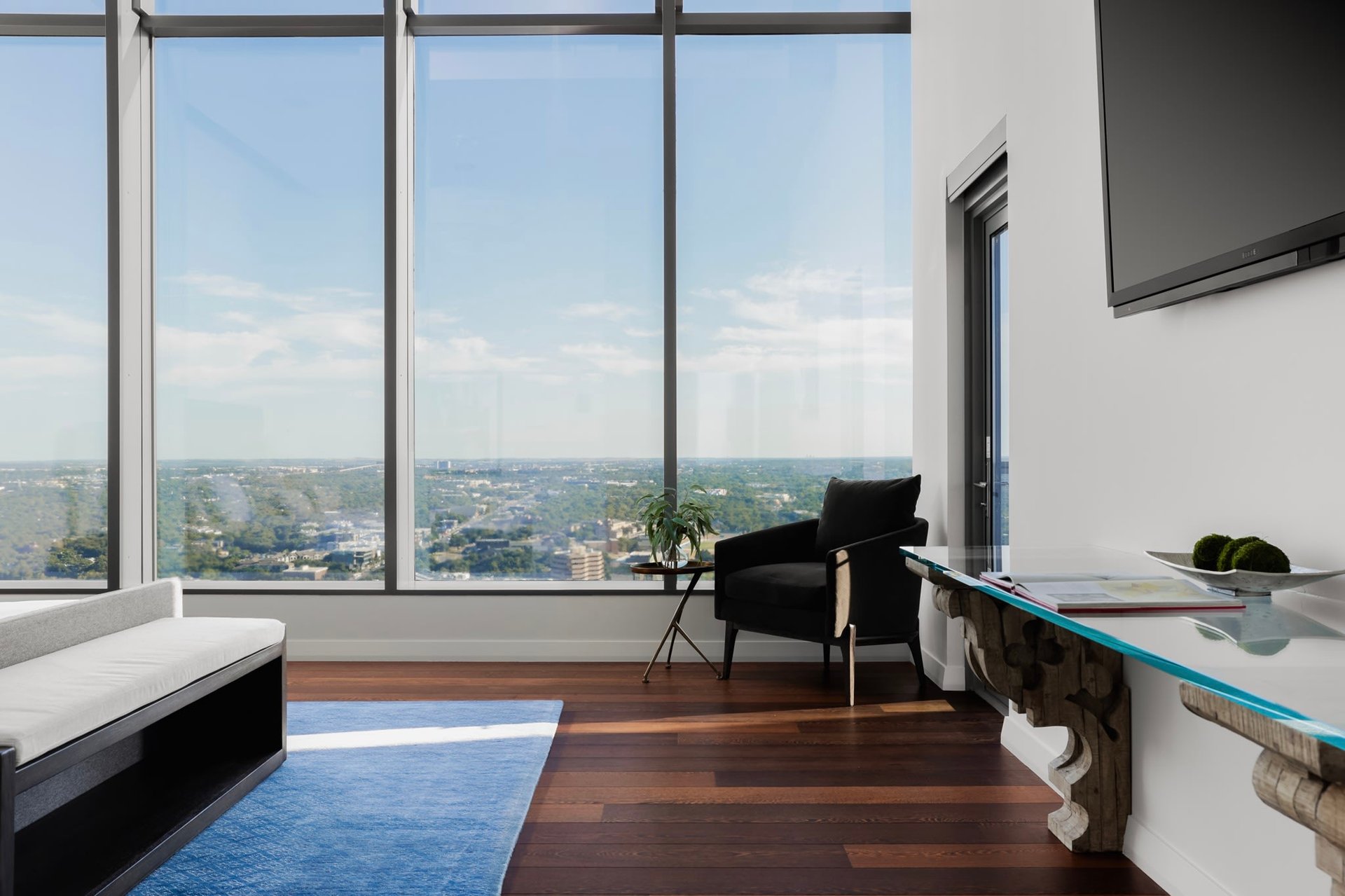 210 Lavaca St #3502