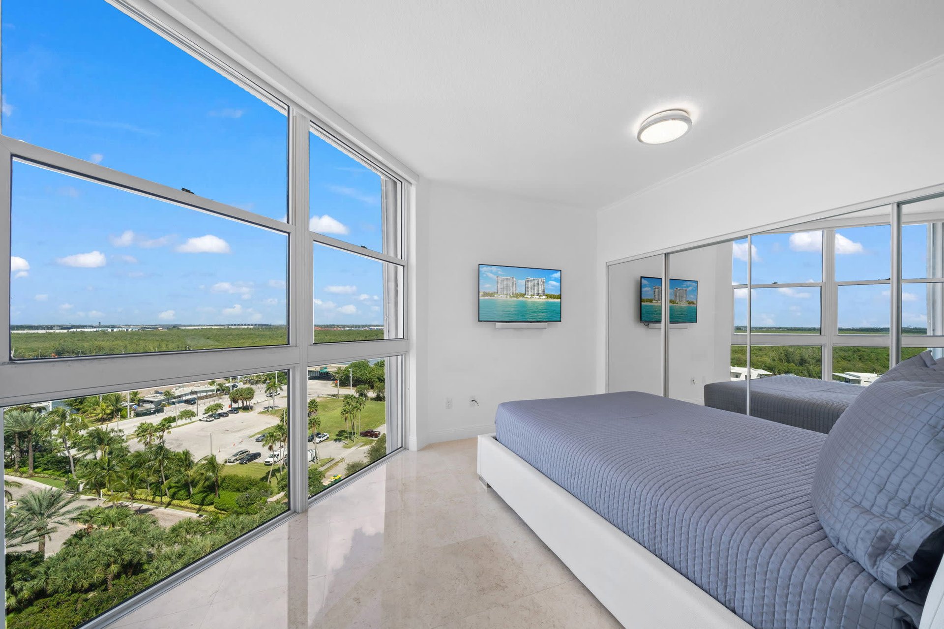 6001 N Ocean Dr Unit: 1104S
