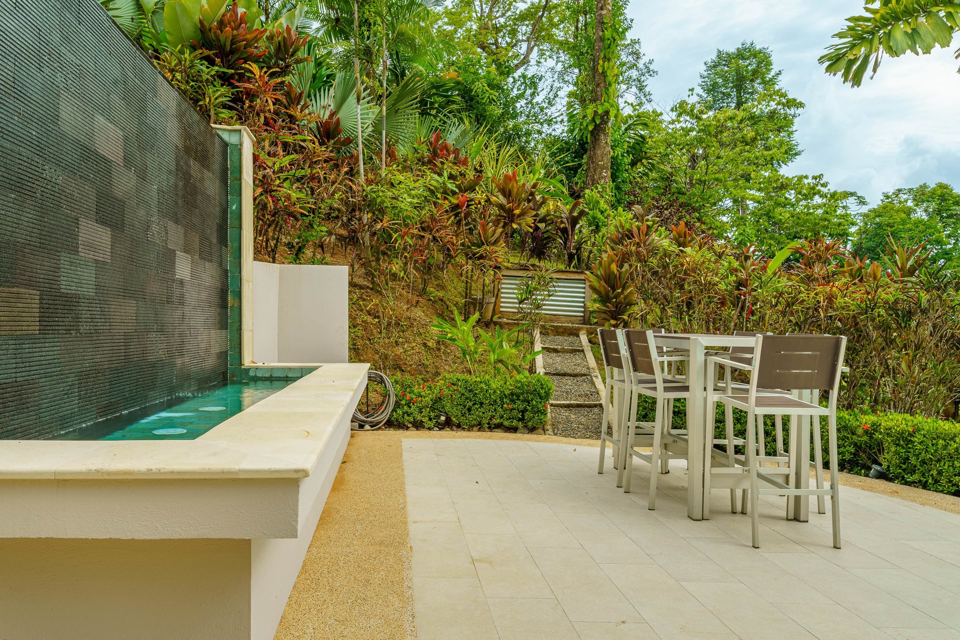 Uvita Hills Sophisticated Ocean View Elegance