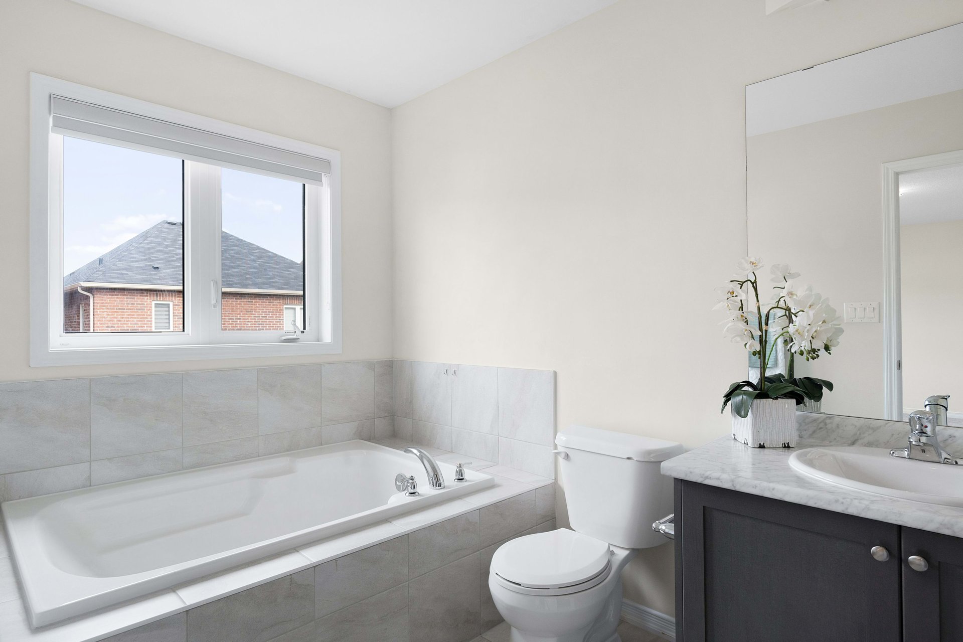 63 Esther Cres