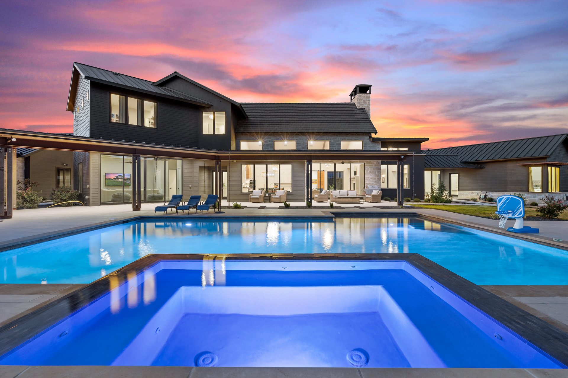 16837 Whispering Breeze