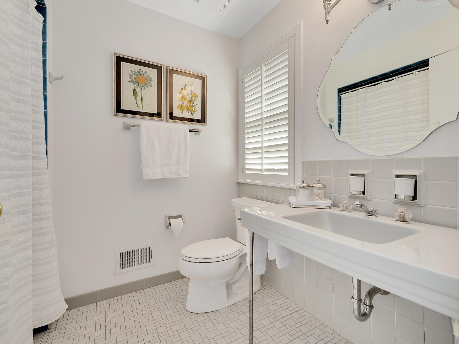 554 Pamela Cir
