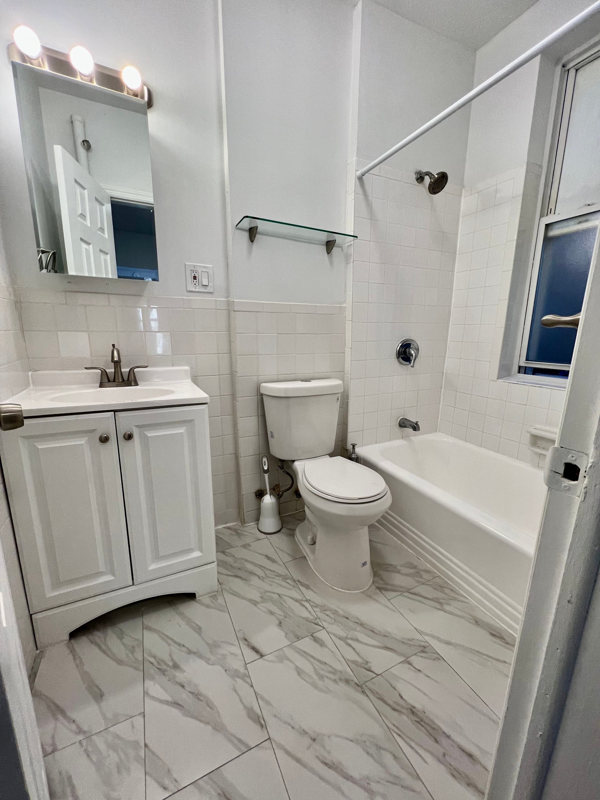 344 Lafayette Avenue