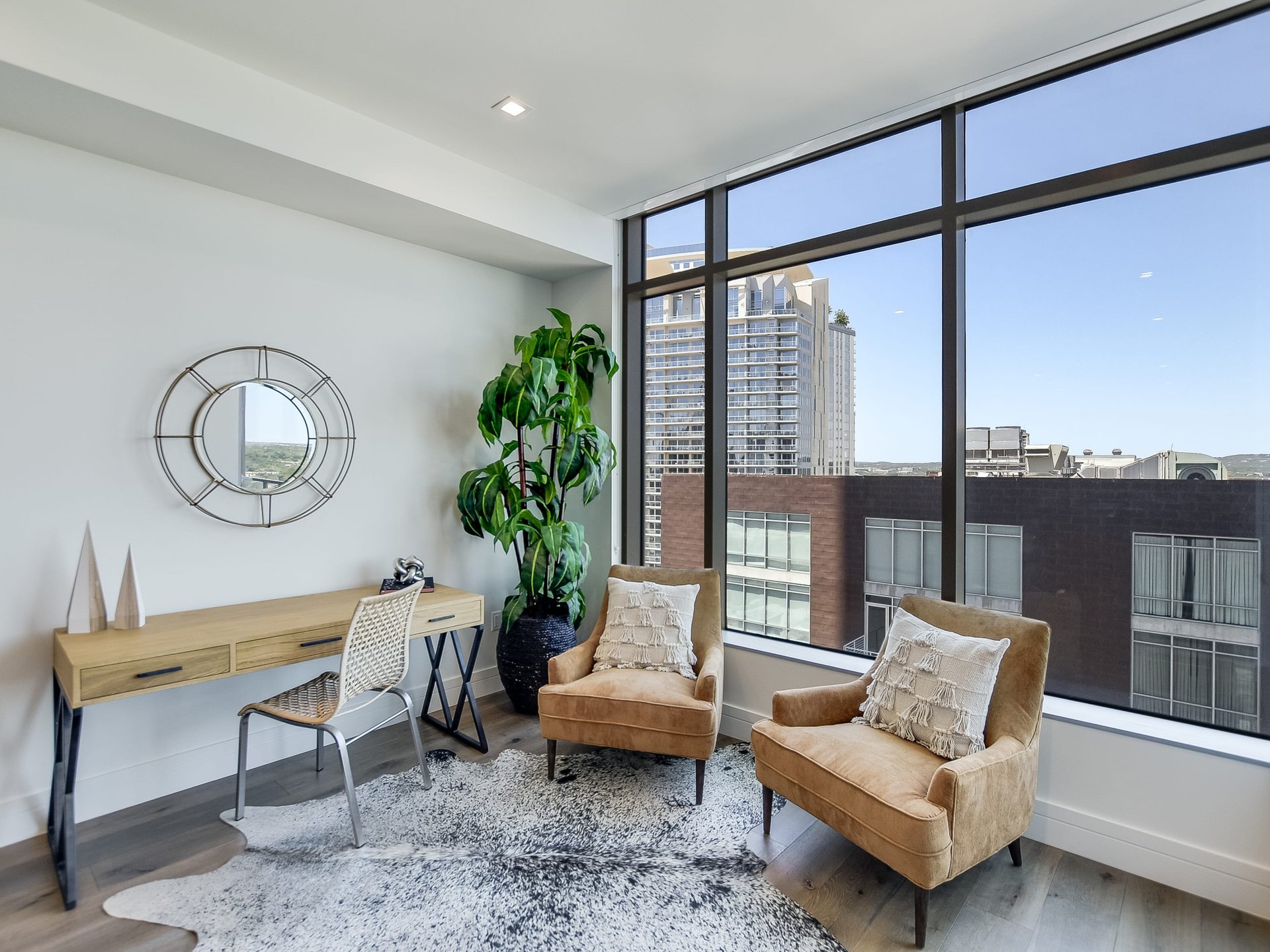 Fifth & West, #1602