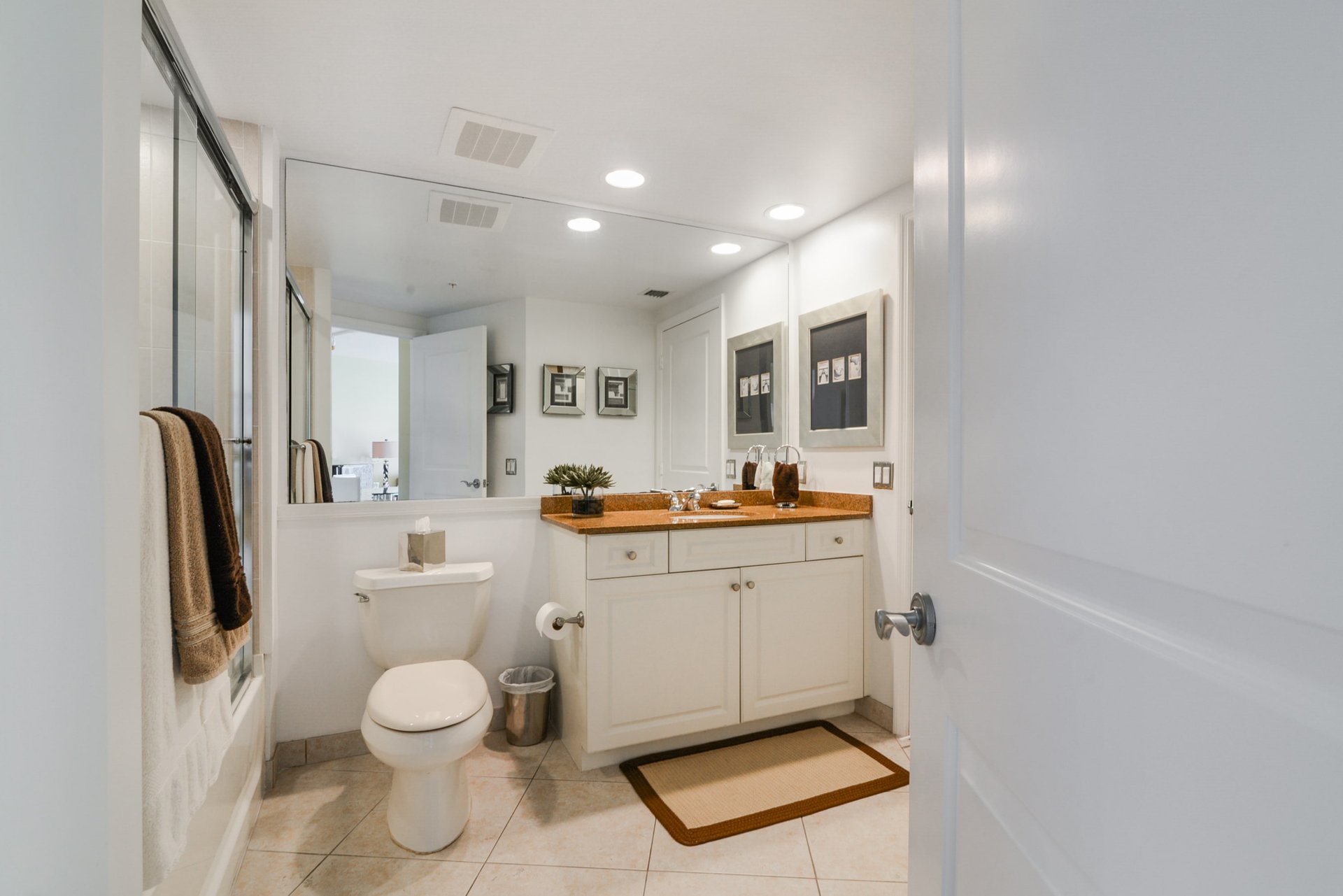 347 N New River Dr E Unit: 2707