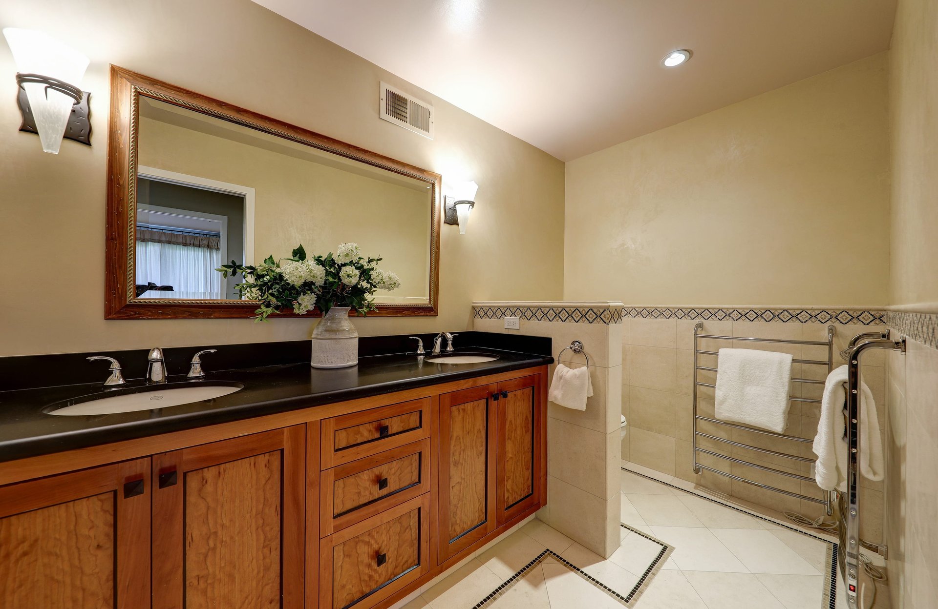 Luxury Townhome