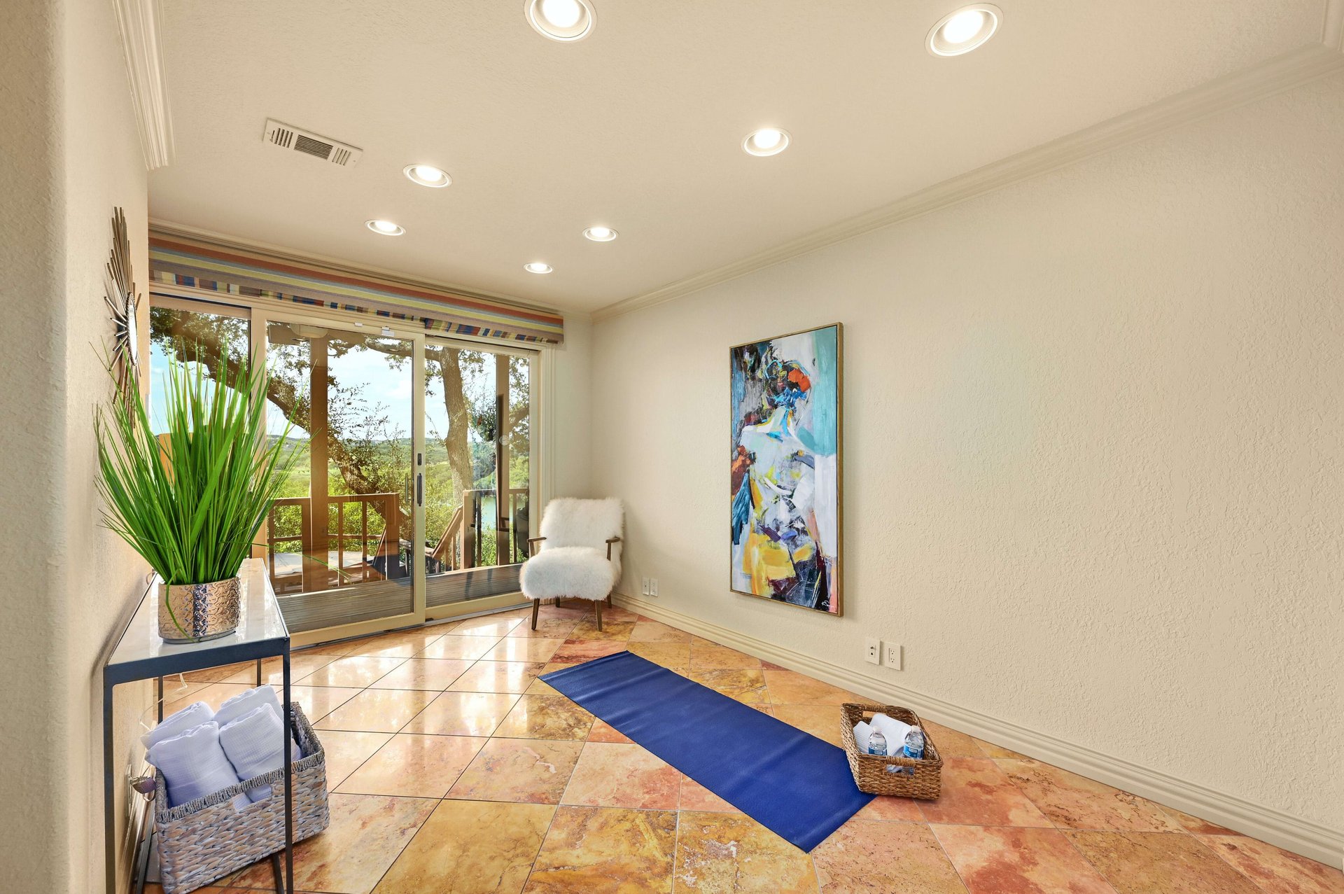 5711 Sam Houston Cir