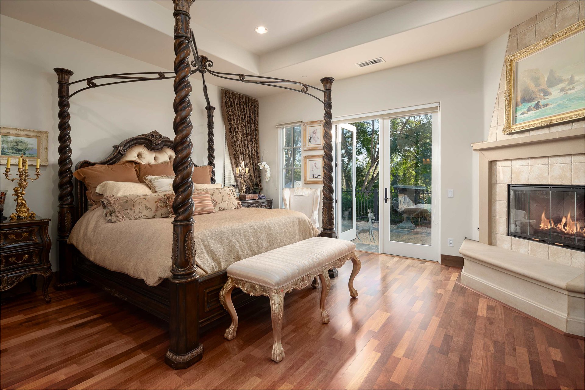 A Masterpiece Villa In The Bridges