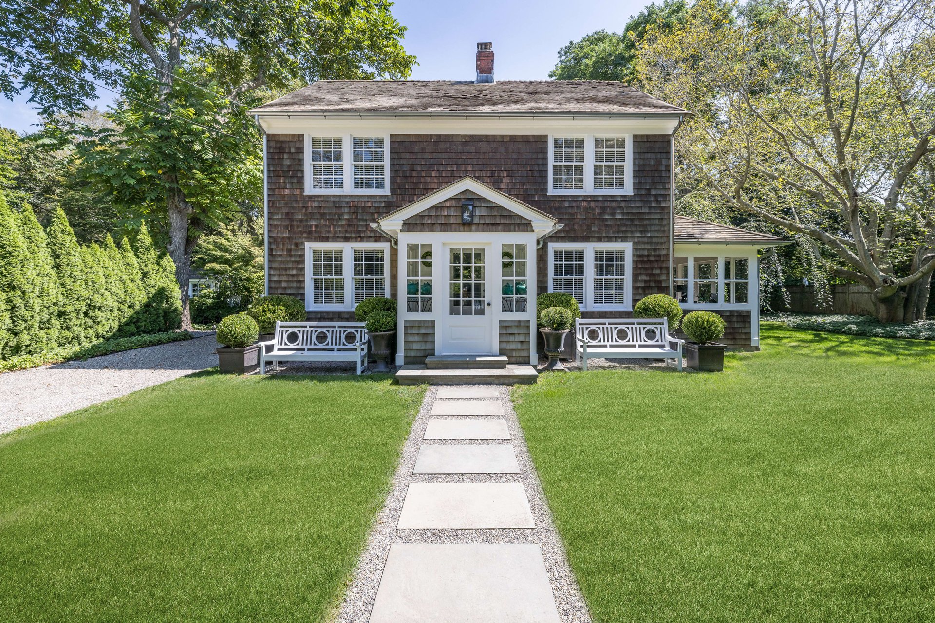 Bridghampton Village South Designer-Renovated Shingled Cottage