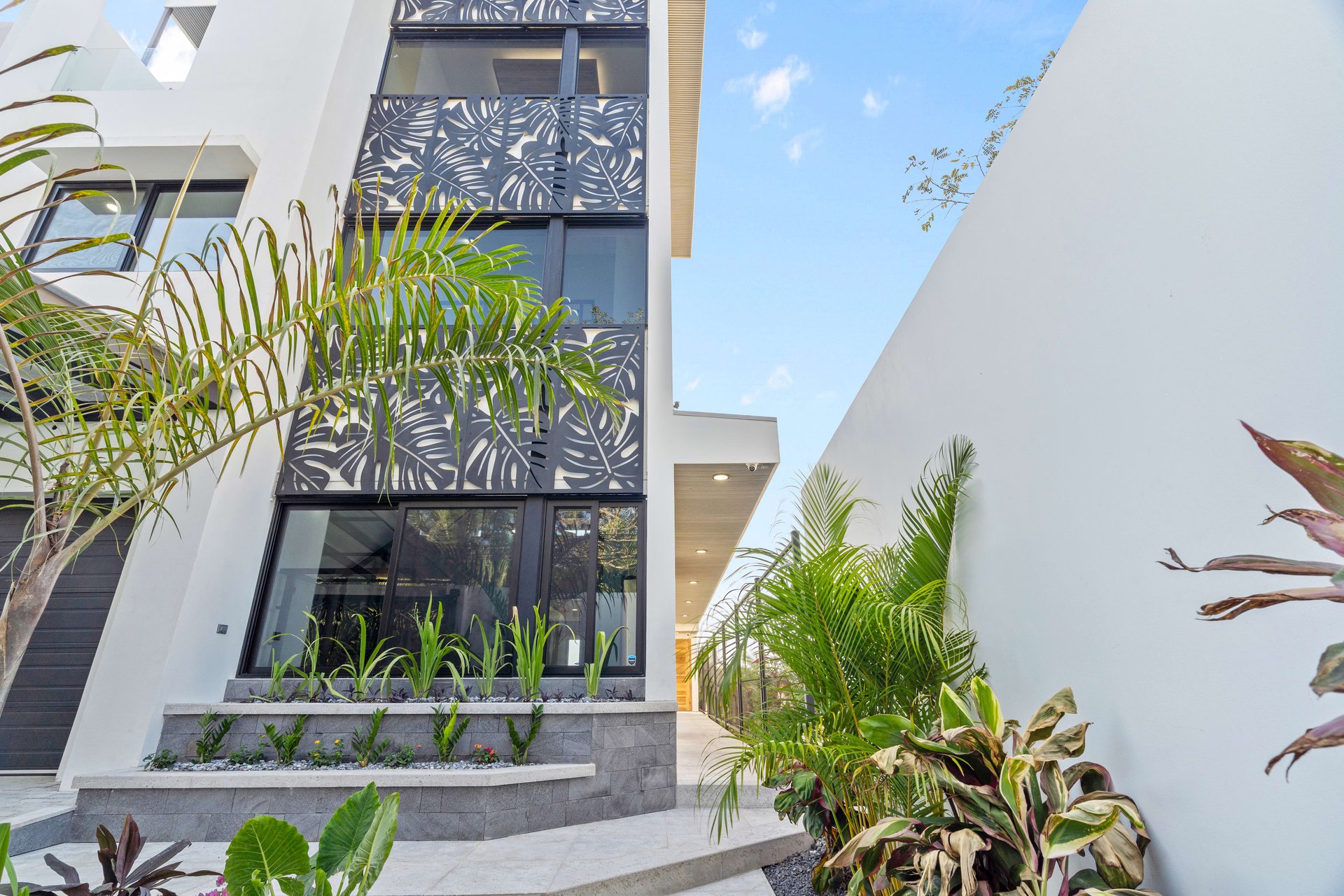 Villa Ballena | Sleek and Modern Beach House in Costa Rica