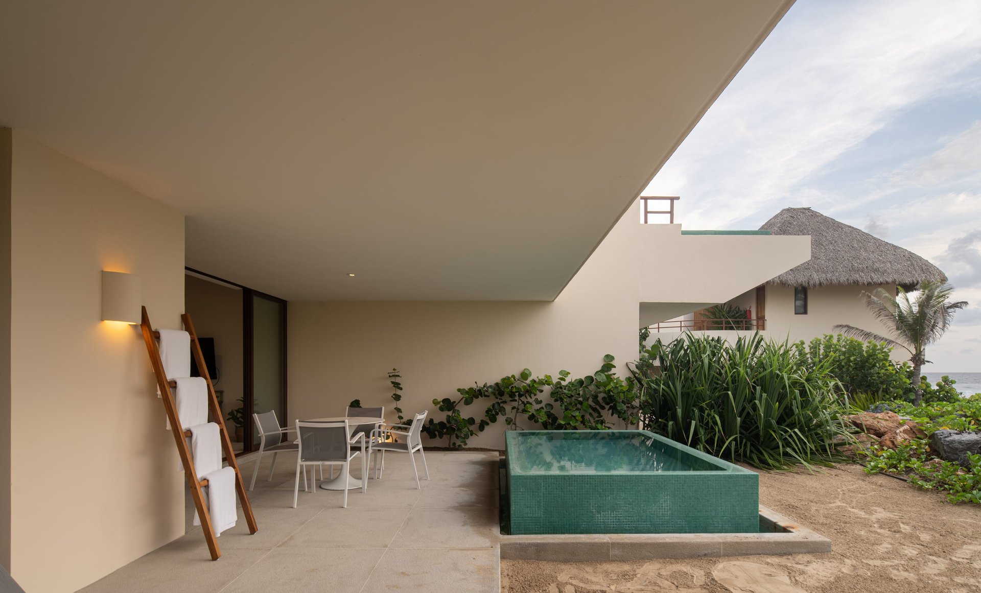 Marea Beachfront Villa G31