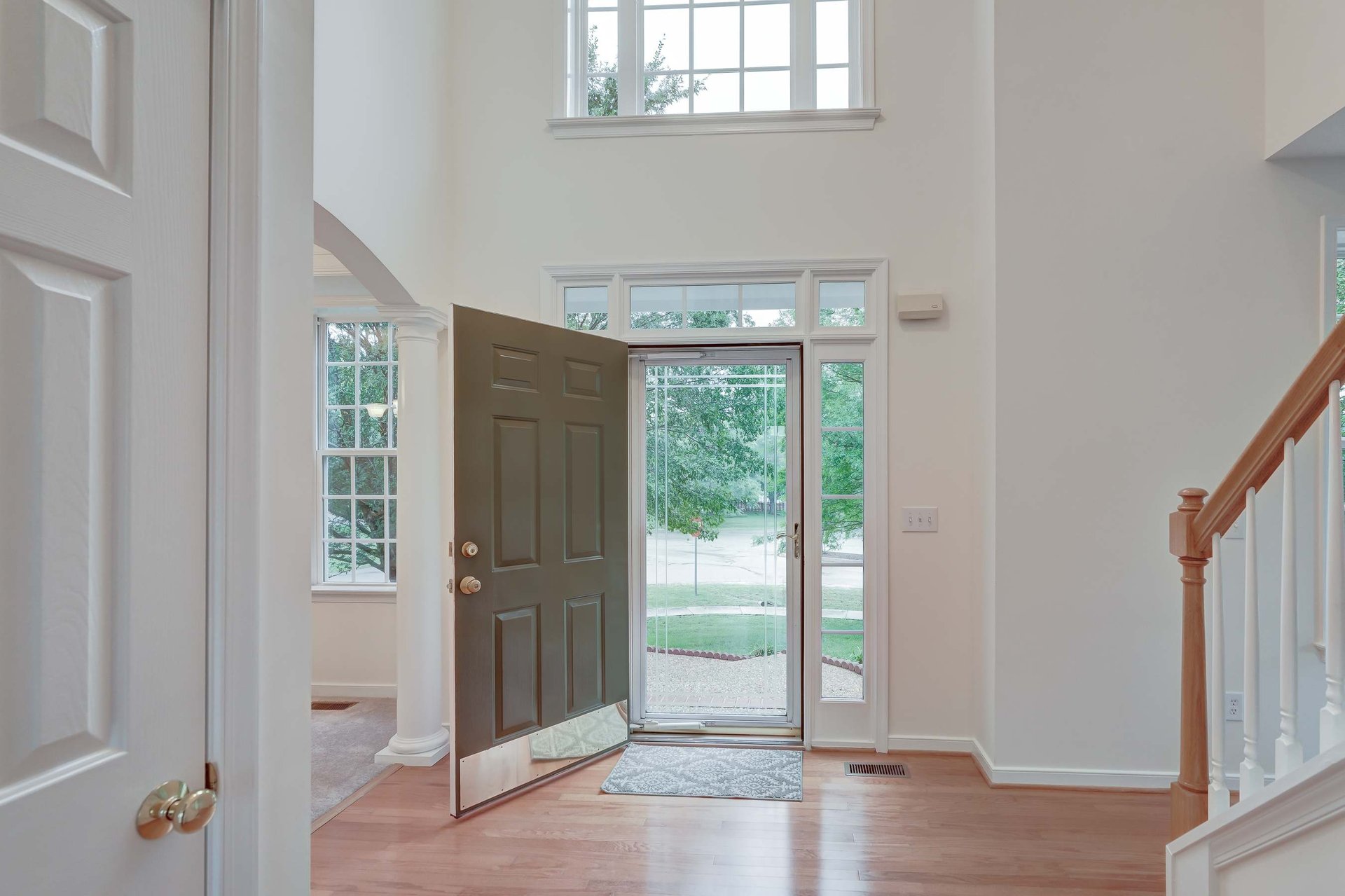 168 GRAYROCK DR