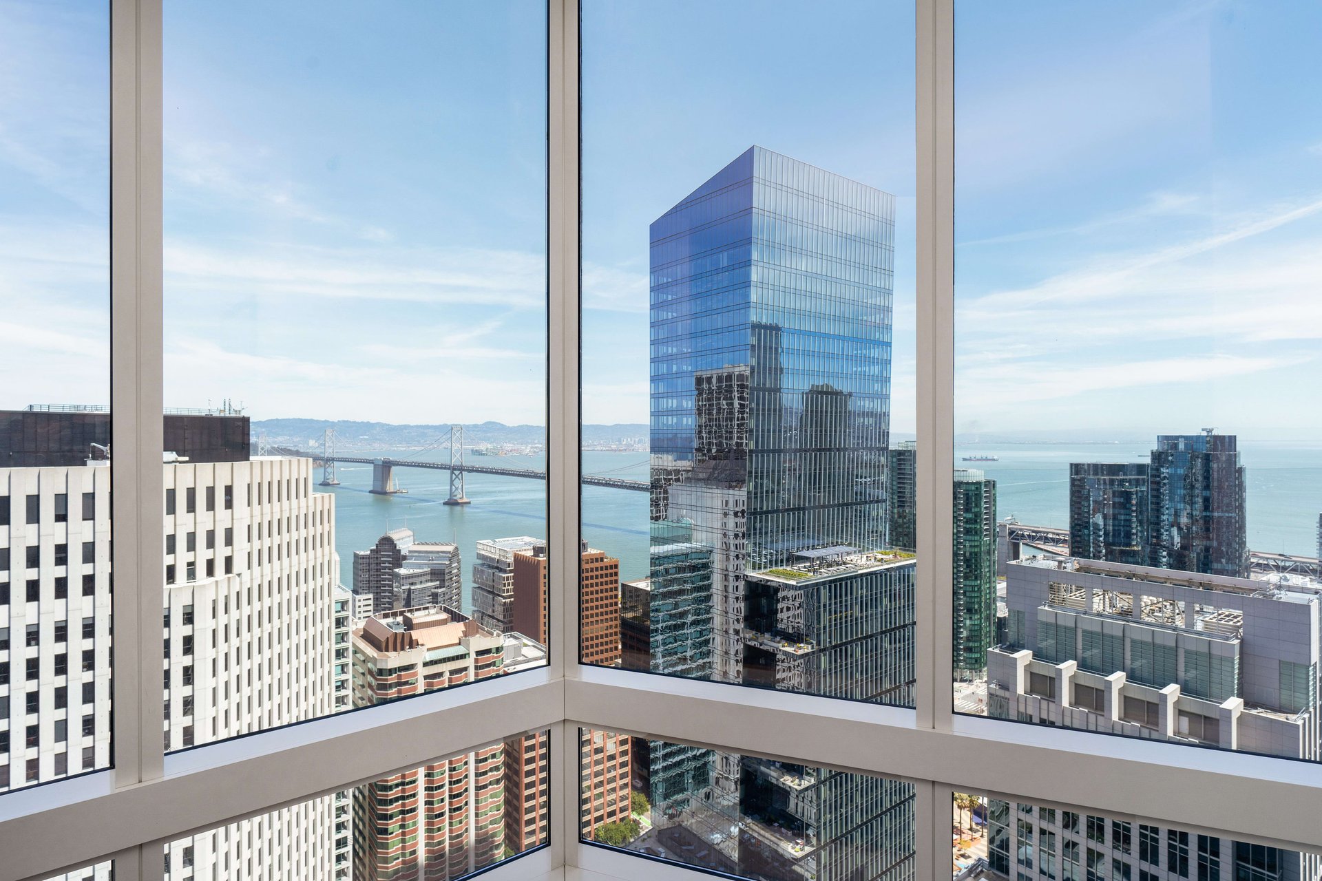 High-Floor, Two Bedroom with Bay Views at 301 Mission