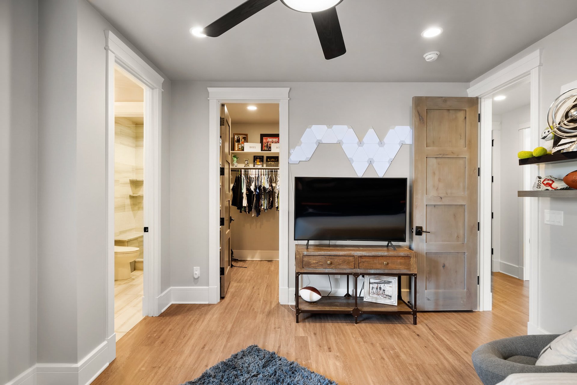 10655 Leonardo Place