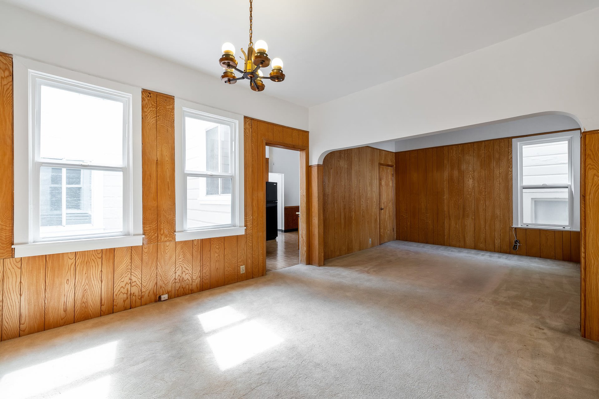 327-329 Chestnut St