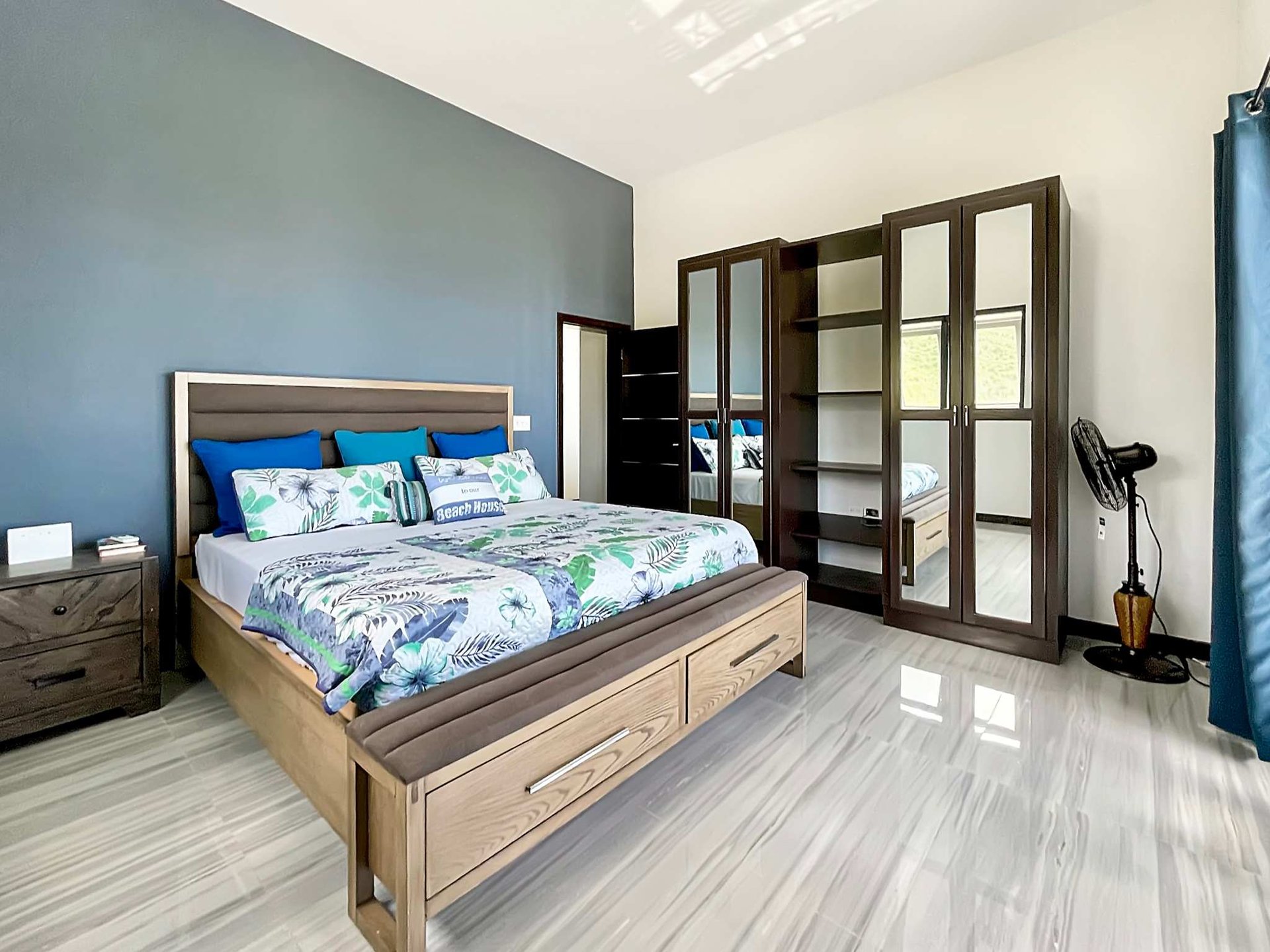 566 Doty 1 Bedroom Home
