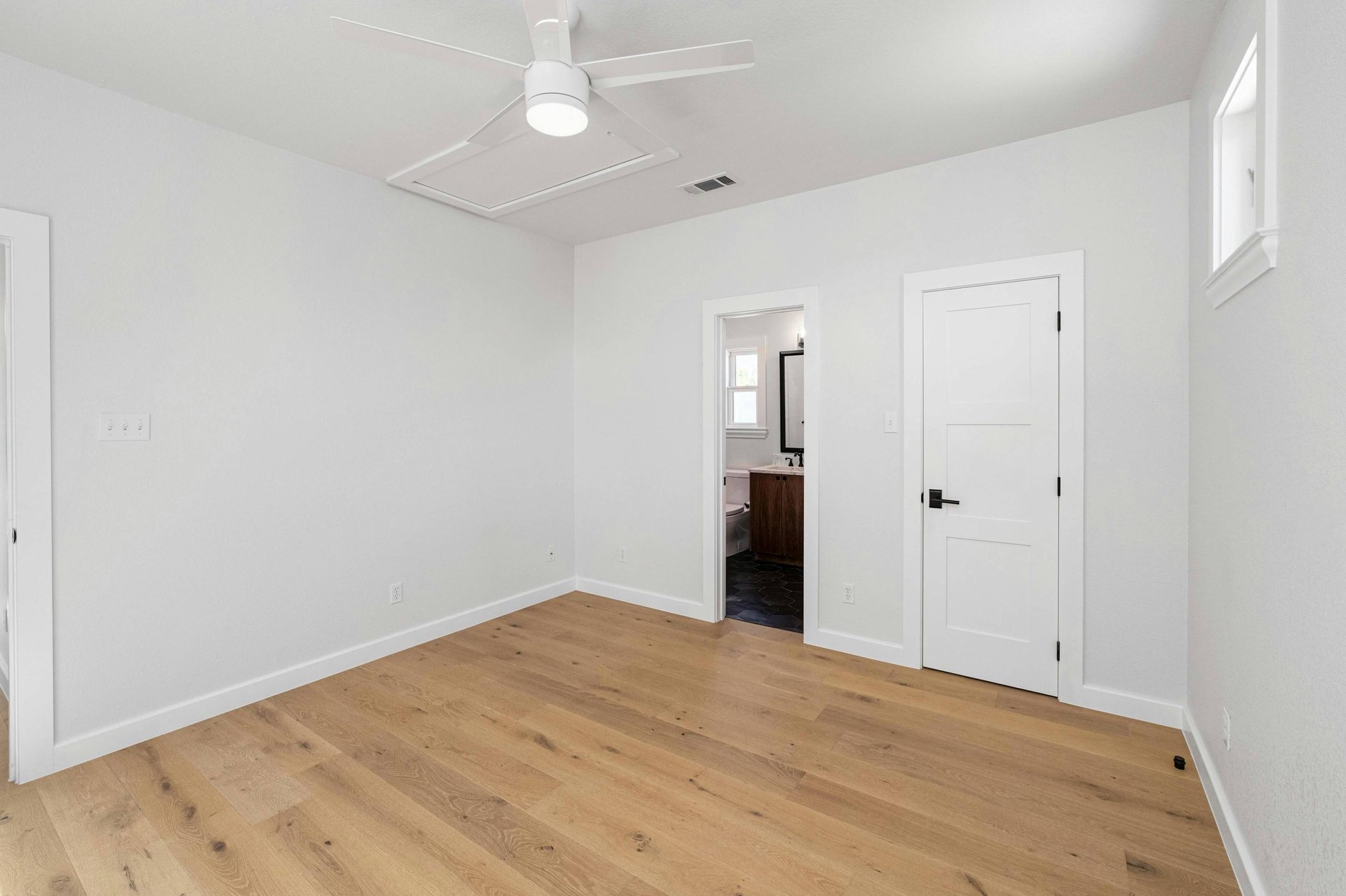 1203 Cedar Avenue