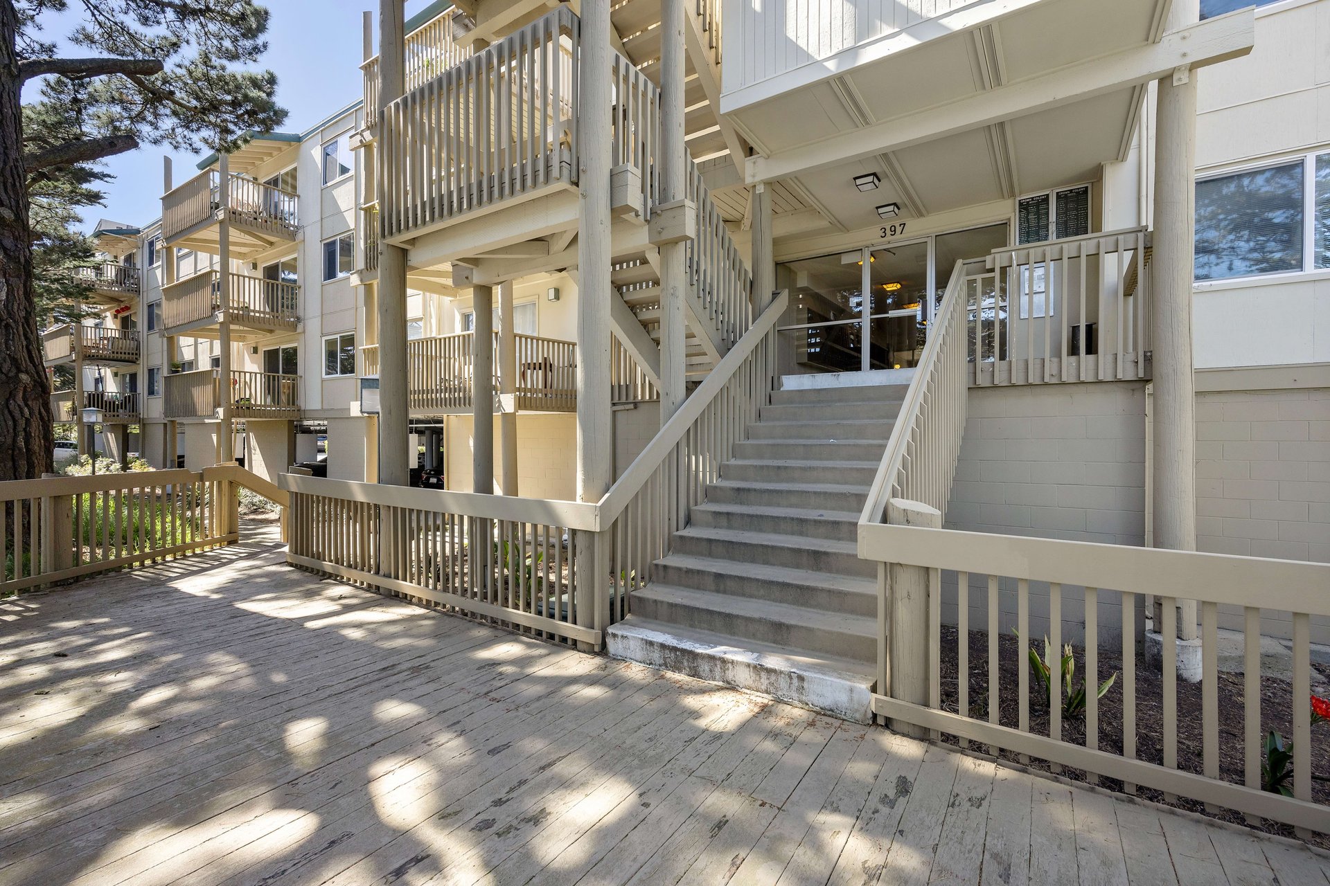 397 Imperial Way #210, Daly City