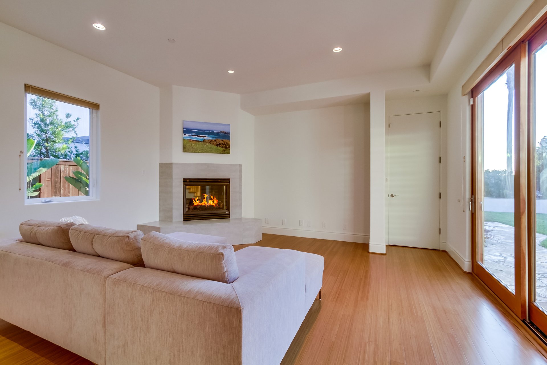 733 Stratford Dr