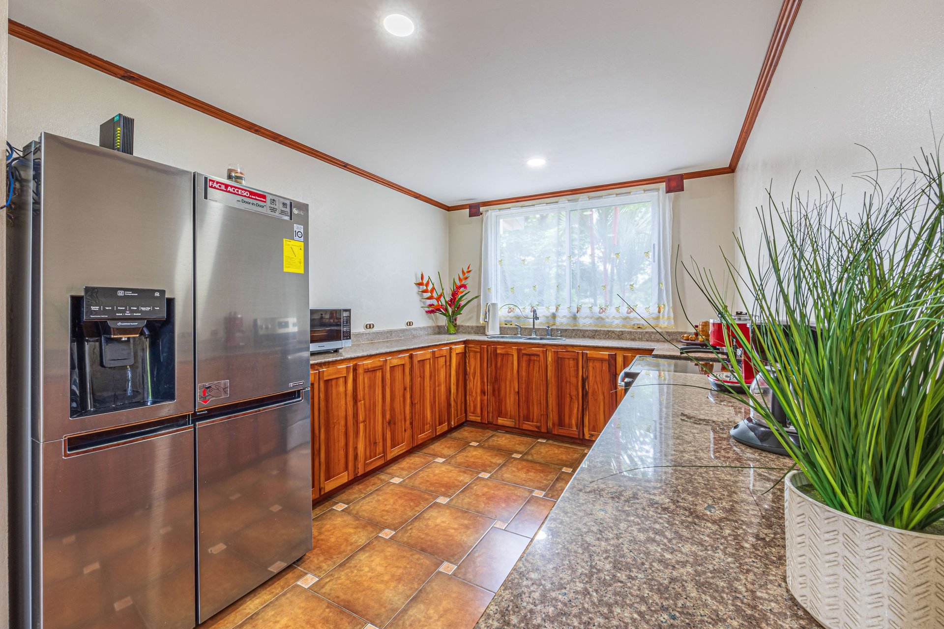 Commercial Building Opportunity in the Heart of Uvita. On Creek with Beautiful Jungle View