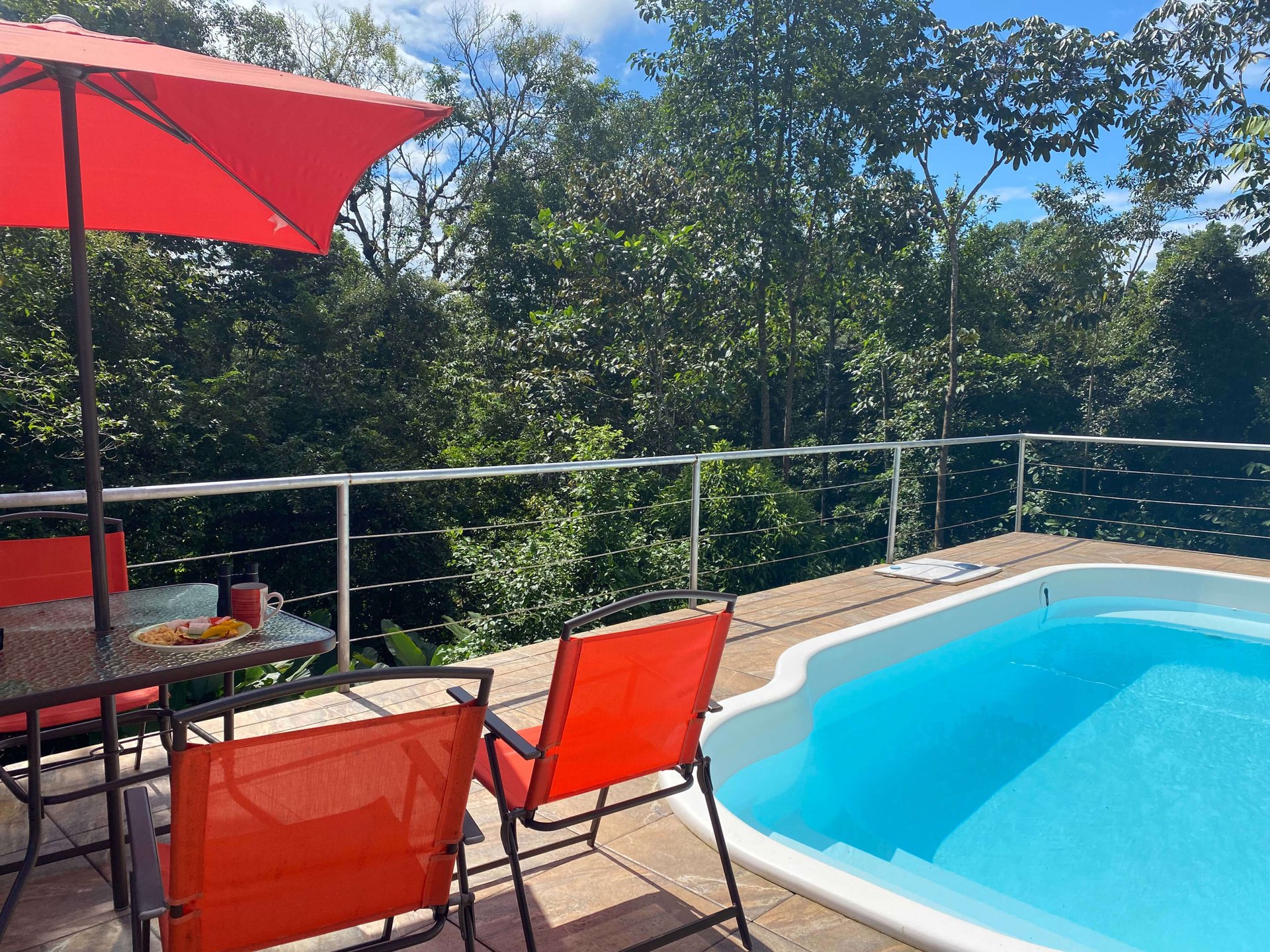  Affordable & Charming 1 bedroom Villa with Pool in gated community, immersed in the rainforest close to Quepos  
