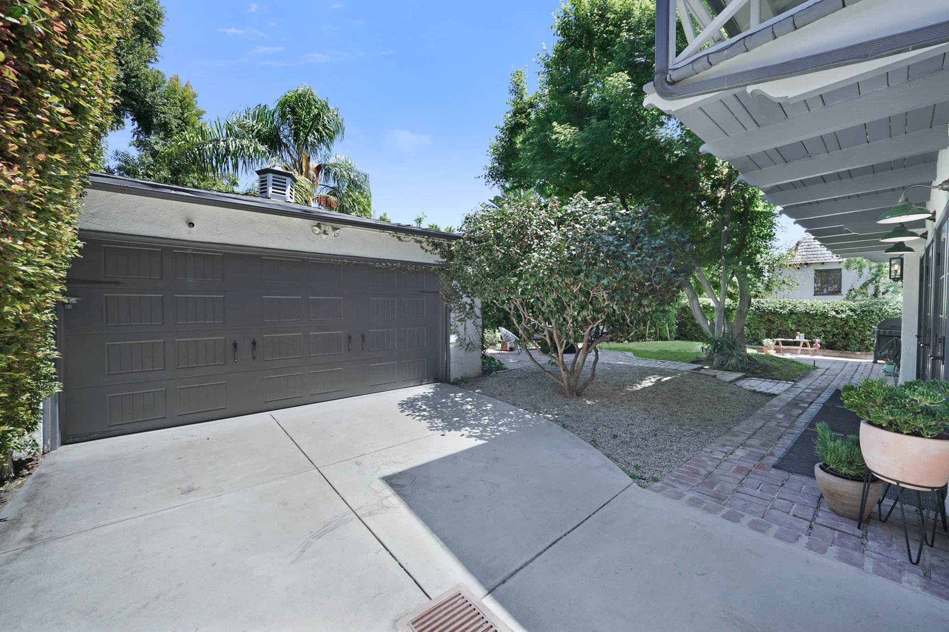 Beautifully Re-Imagined Turnkey Monterey Colonial Home in Los Feliz