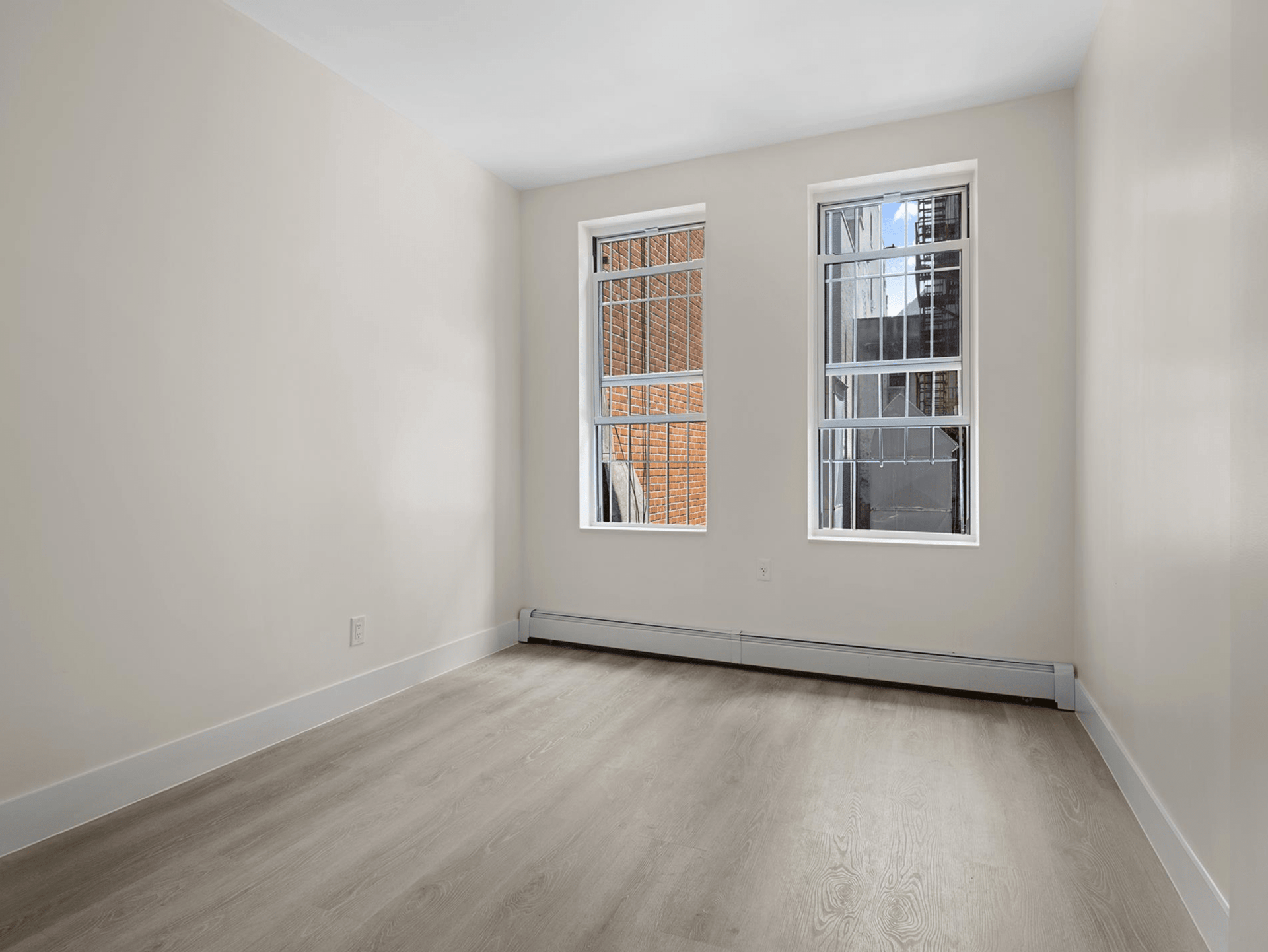 98 Clinton St #3