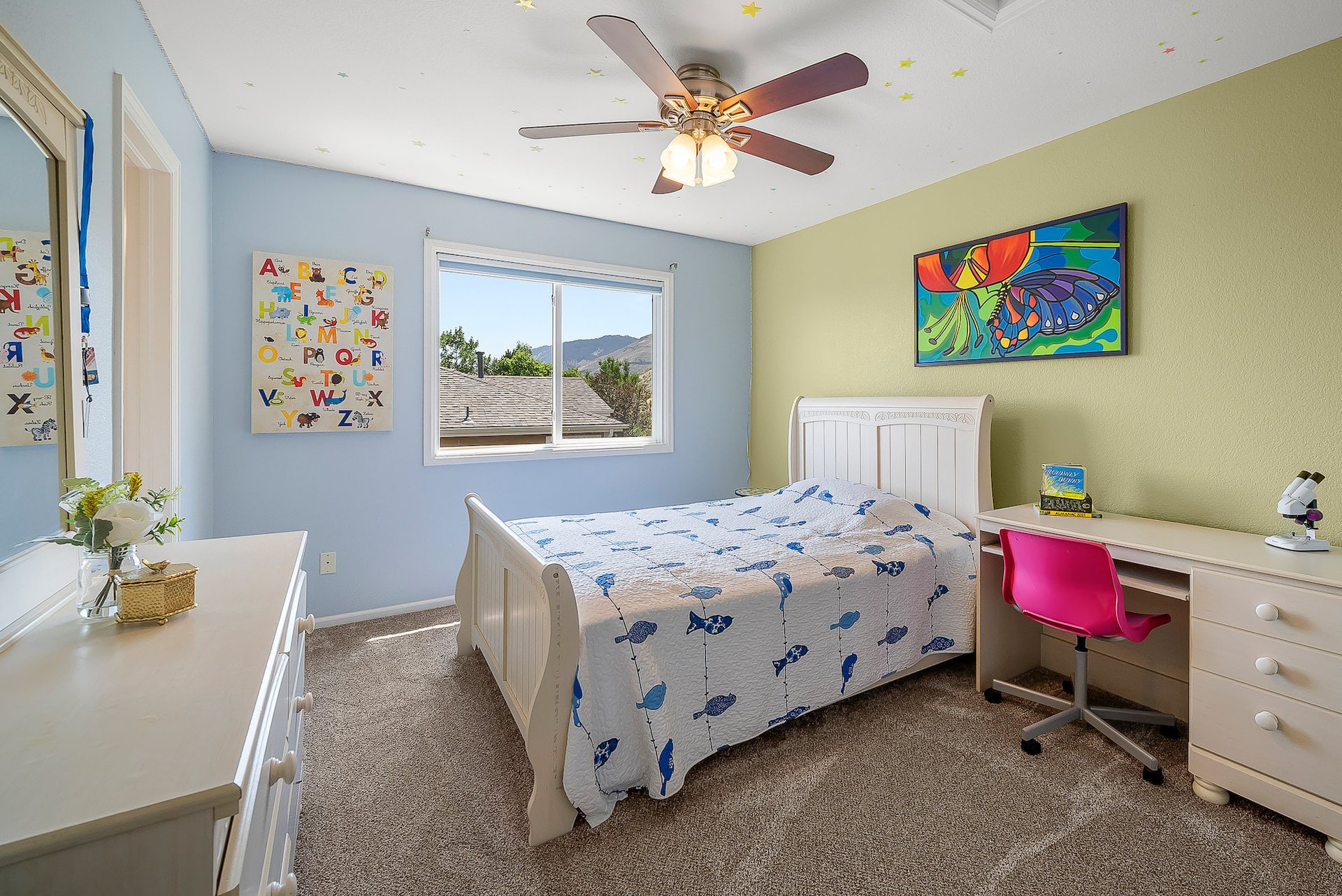 376 Mesa View Way